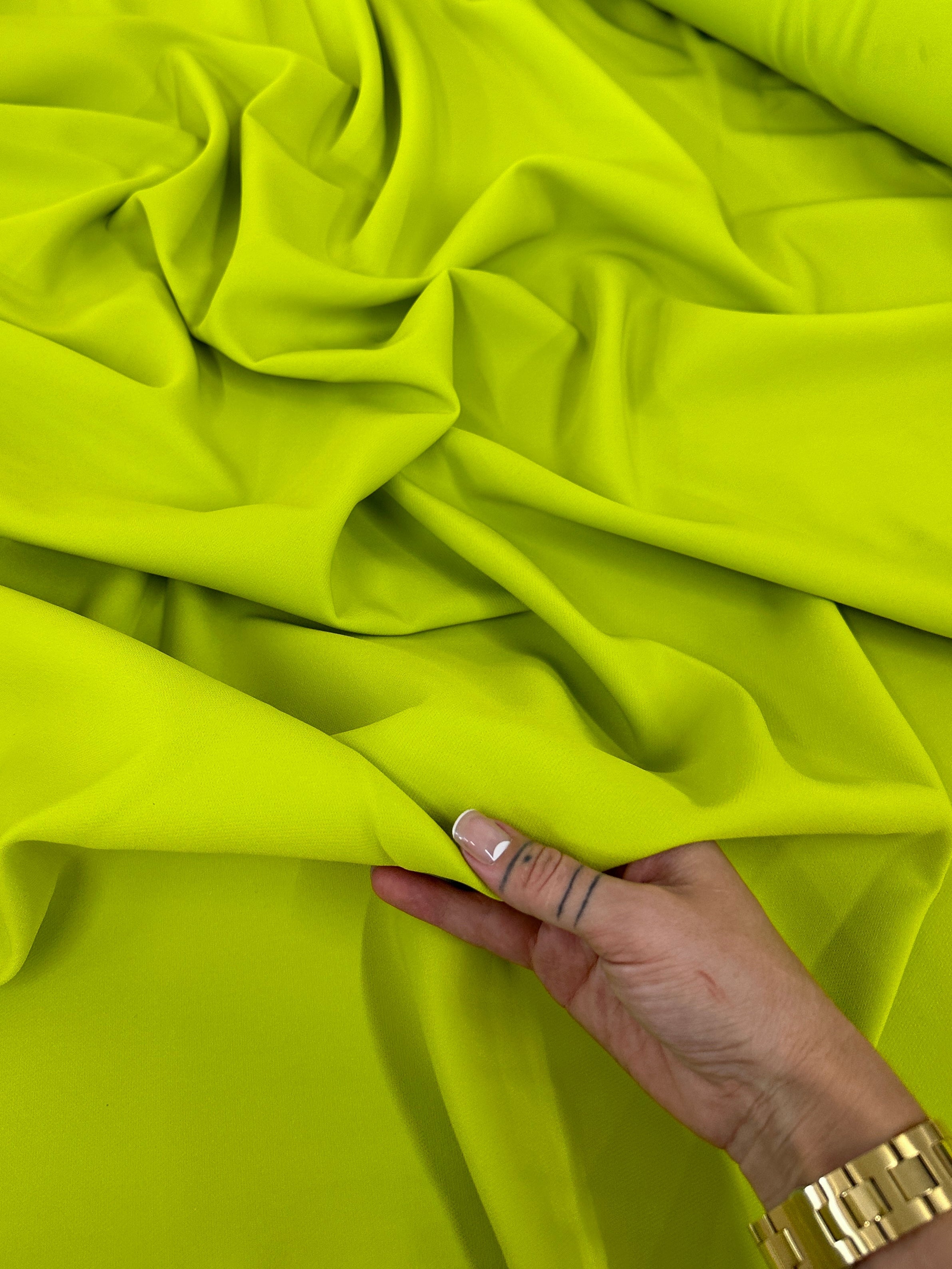 apple green stretch crepe, green Stretch Crepe, light green stretch crepe, dark green stretch crepe, stretch crepe for woman, stretch crepe for bride,  crepe on discount, crepe in low price, crepe on sale, premium crepe, solid crepe, crepe, crepe fabric
