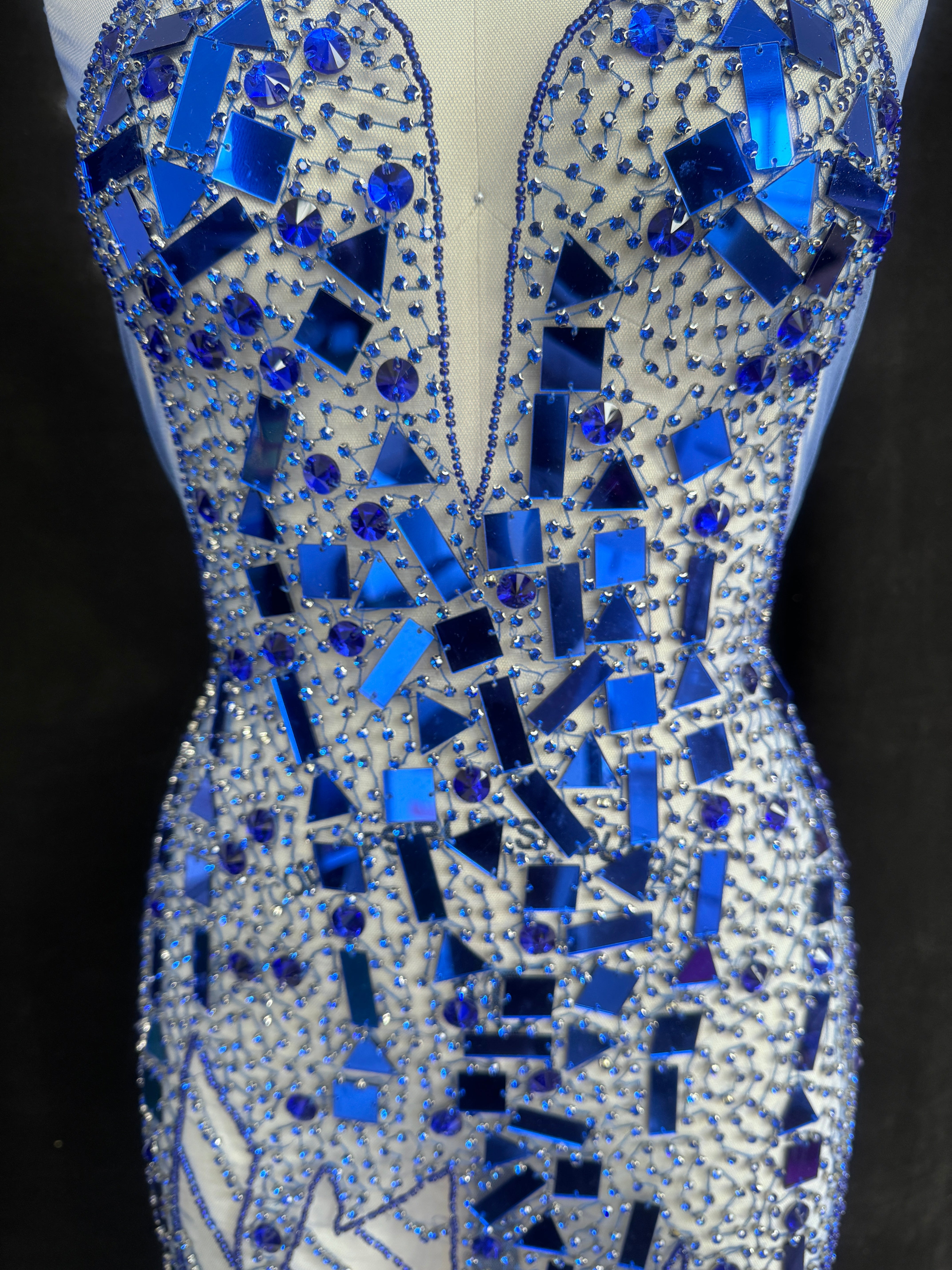 Anne Royal Blue Rhinestone Bodice Appliqué, Royal Blue Rhinestones Applique, Embellished Clothing, Rhinestone Applications, Rhinestone Embroidery, Rhinestone Patch, Dress Patch, Rhinestones for Dress