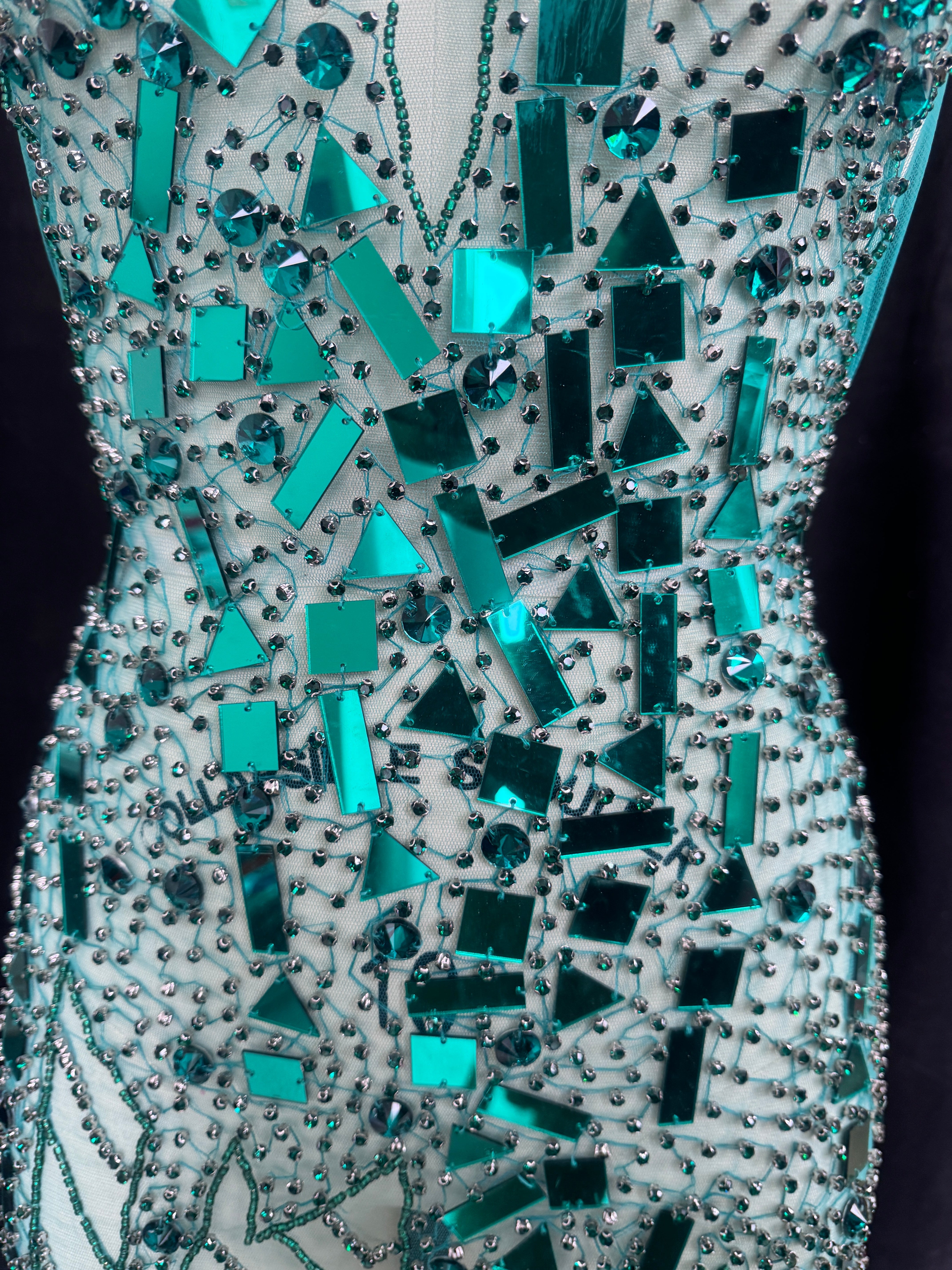 Maddy Emerald Green Rhinestone Bodice Appliqué, Green Rhinestones Applique, Embellished clothing, Rhinestone applications, Rhinestone embroidery, Rhinestone patch, Dress patch, Rhinestones for dress