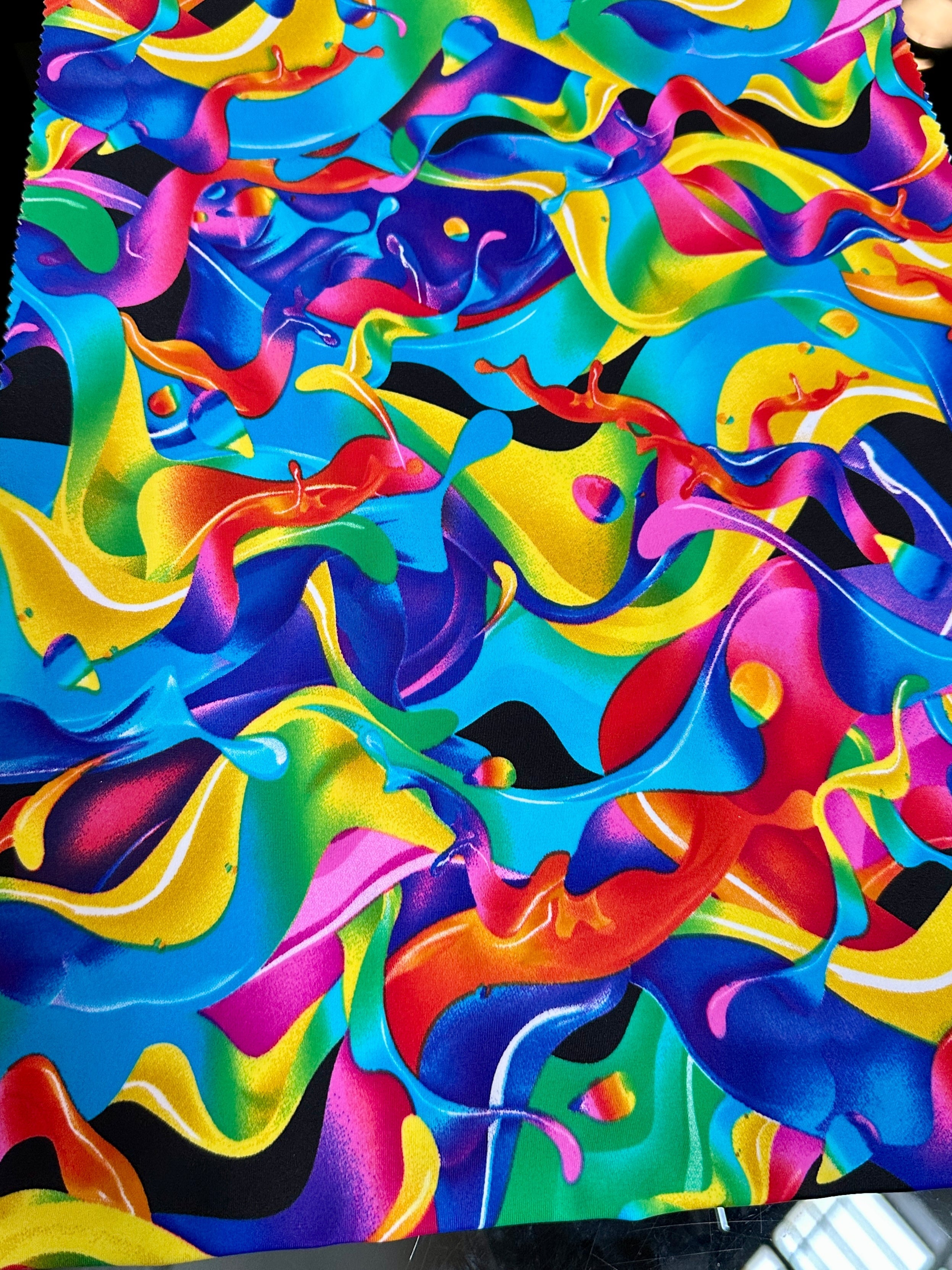 Multicolor Abstract Print Nylon Spandex, colorfull spandex fabric, spandex for legging, fabric for dancewear, kikitextiles, printed Nylon Spandex, spandex store usa, spandex for woman, spandex on sale, spandex on discount, premium spandex