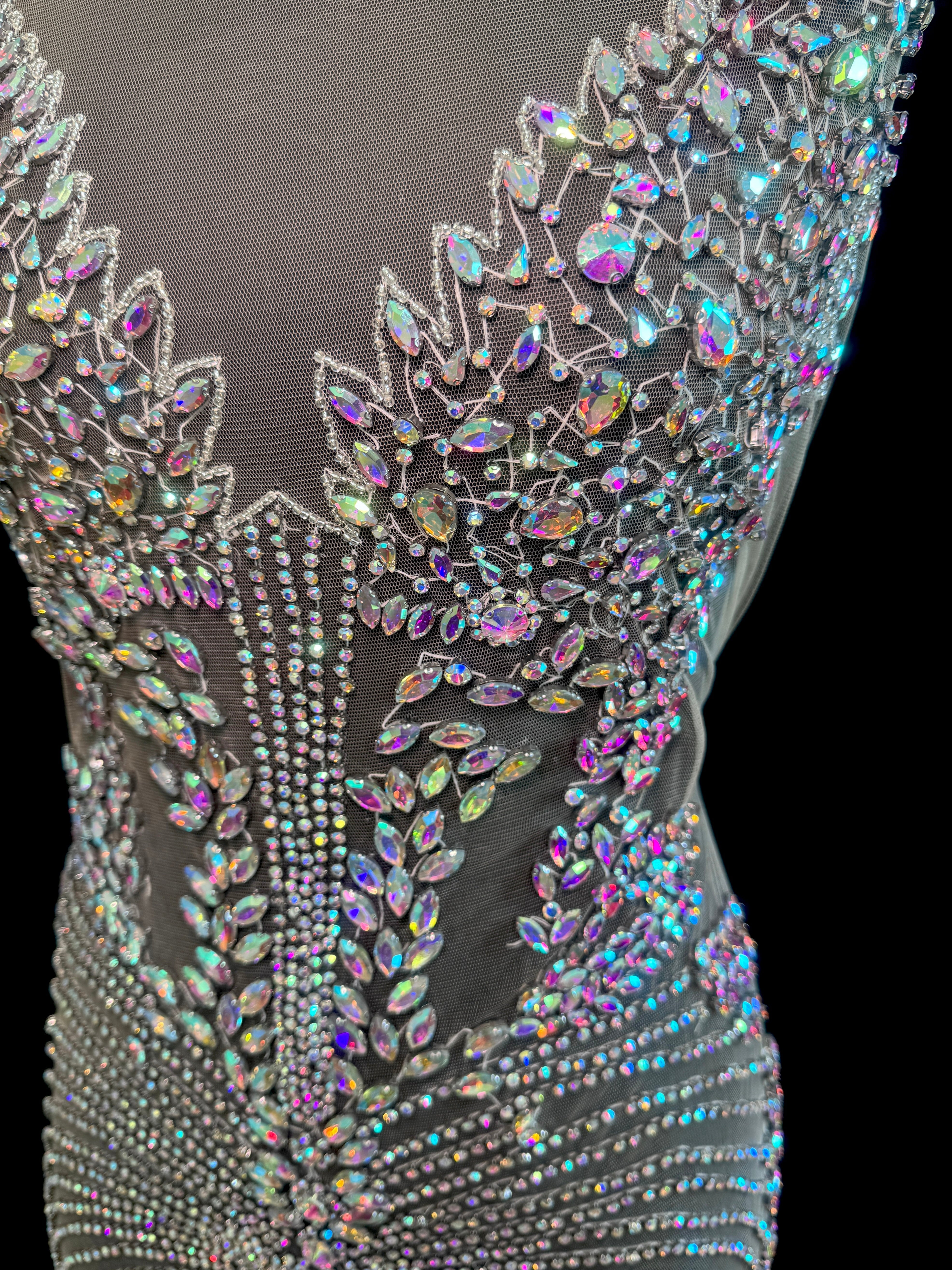 Daisy Silver Iridescent Rhinestones Bodice Applique, silver rhinestone, light silver rhinestone, dark silver rhinestone