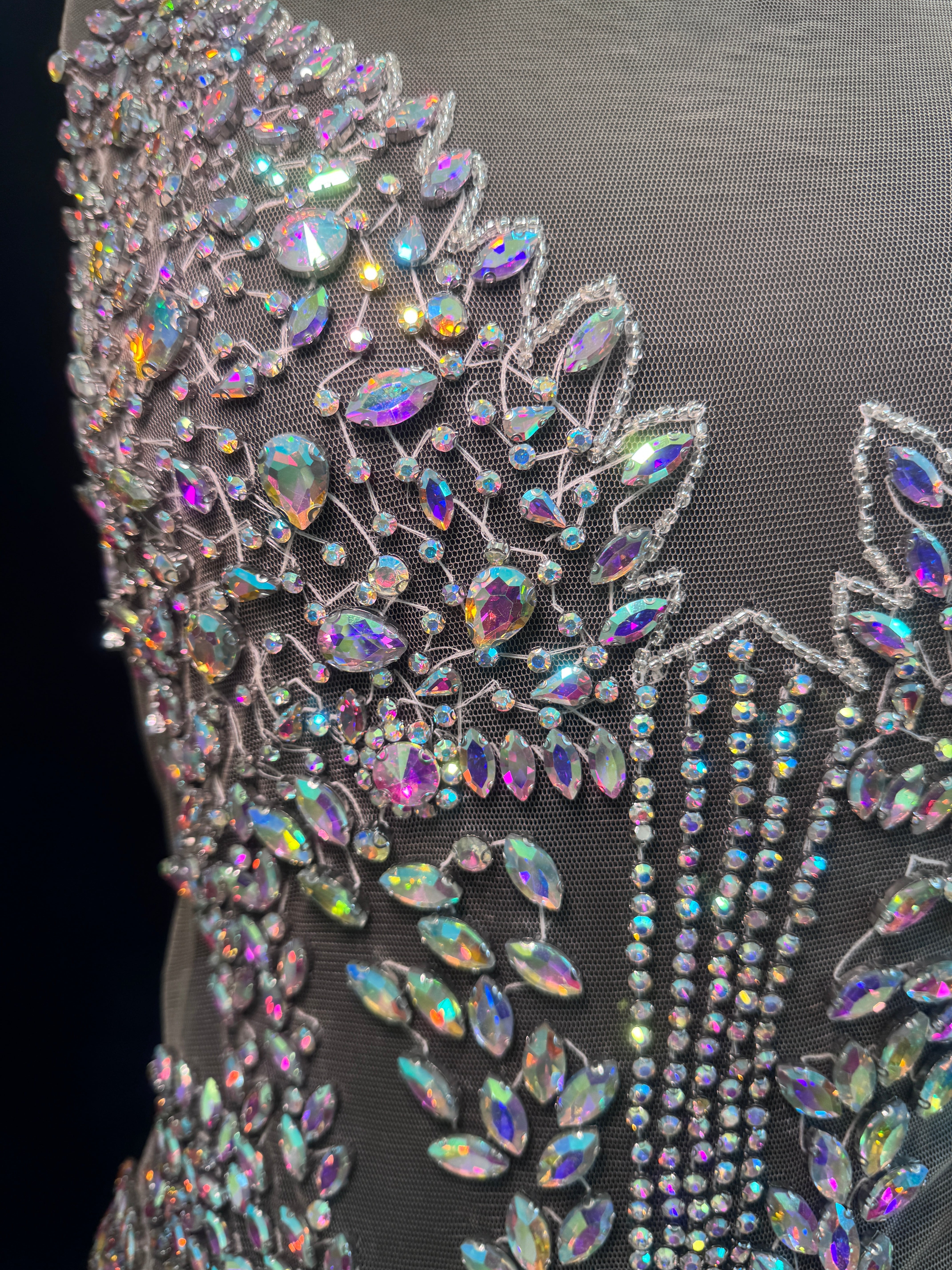 Daisy Silver Iridescent Rhinestones Bodice Applique, silver rhinestone, light silver rhinestone, dark silver rhinestone