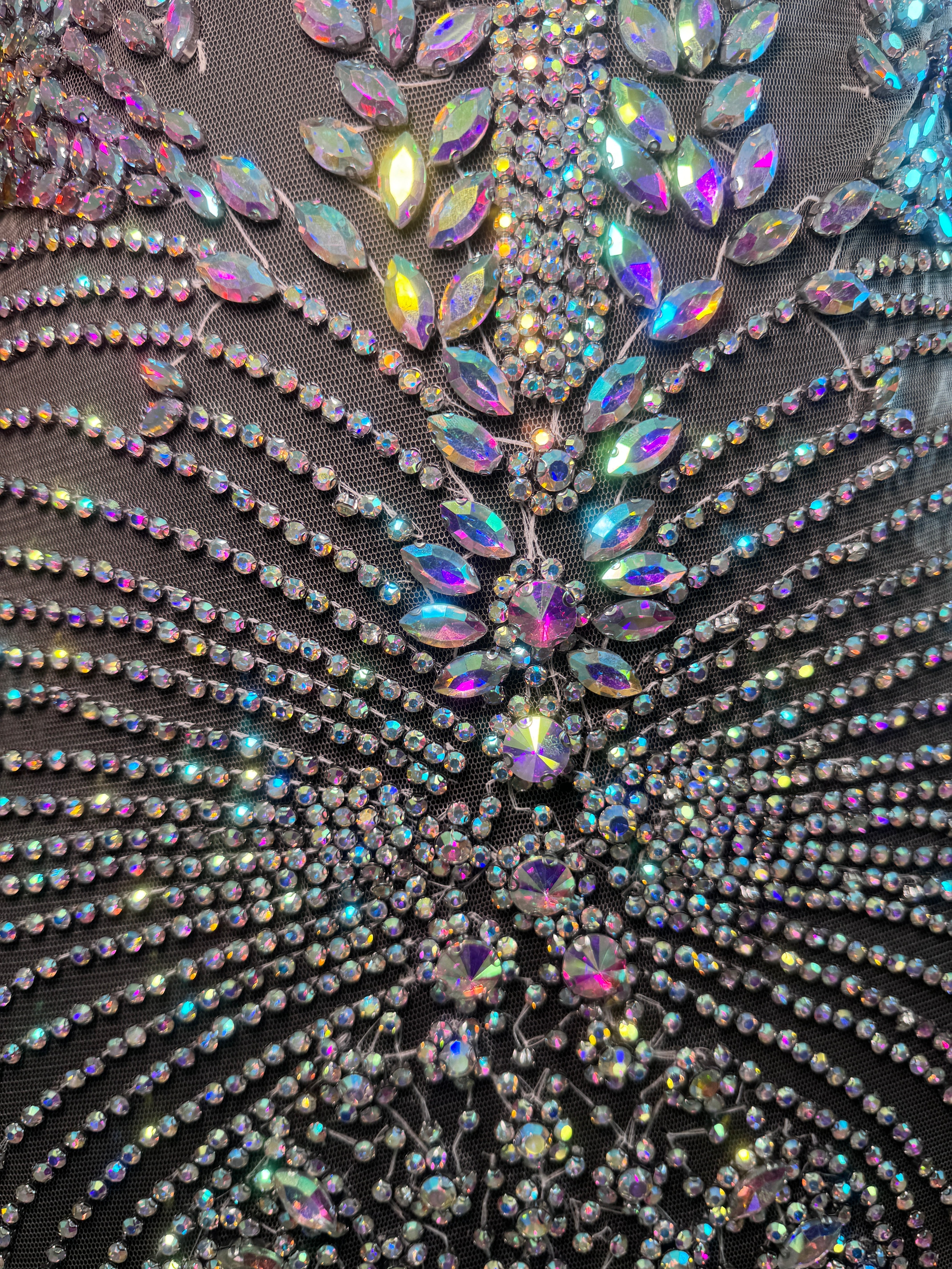 Daisy Silver Iridescent Rhinestones Bodice Applique, silver rhinestone, light silver rhinestone, dark silver rhinestone