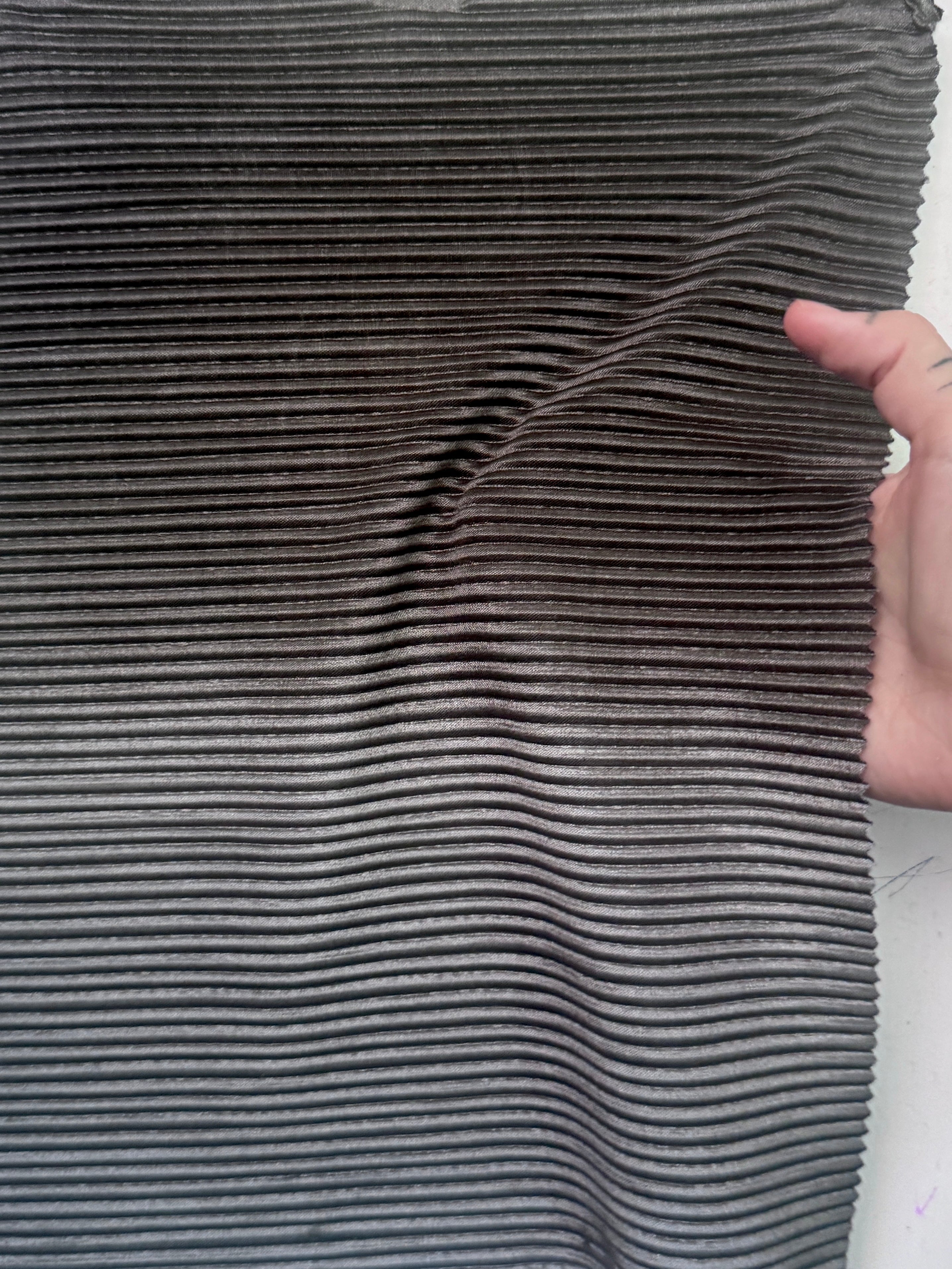 Silver Ombre Pleated Knit, silver pleated knit, silver pleated fabric, pleated spandex, spandex fabric, kiki textiles, sewing, charcoal textured knit