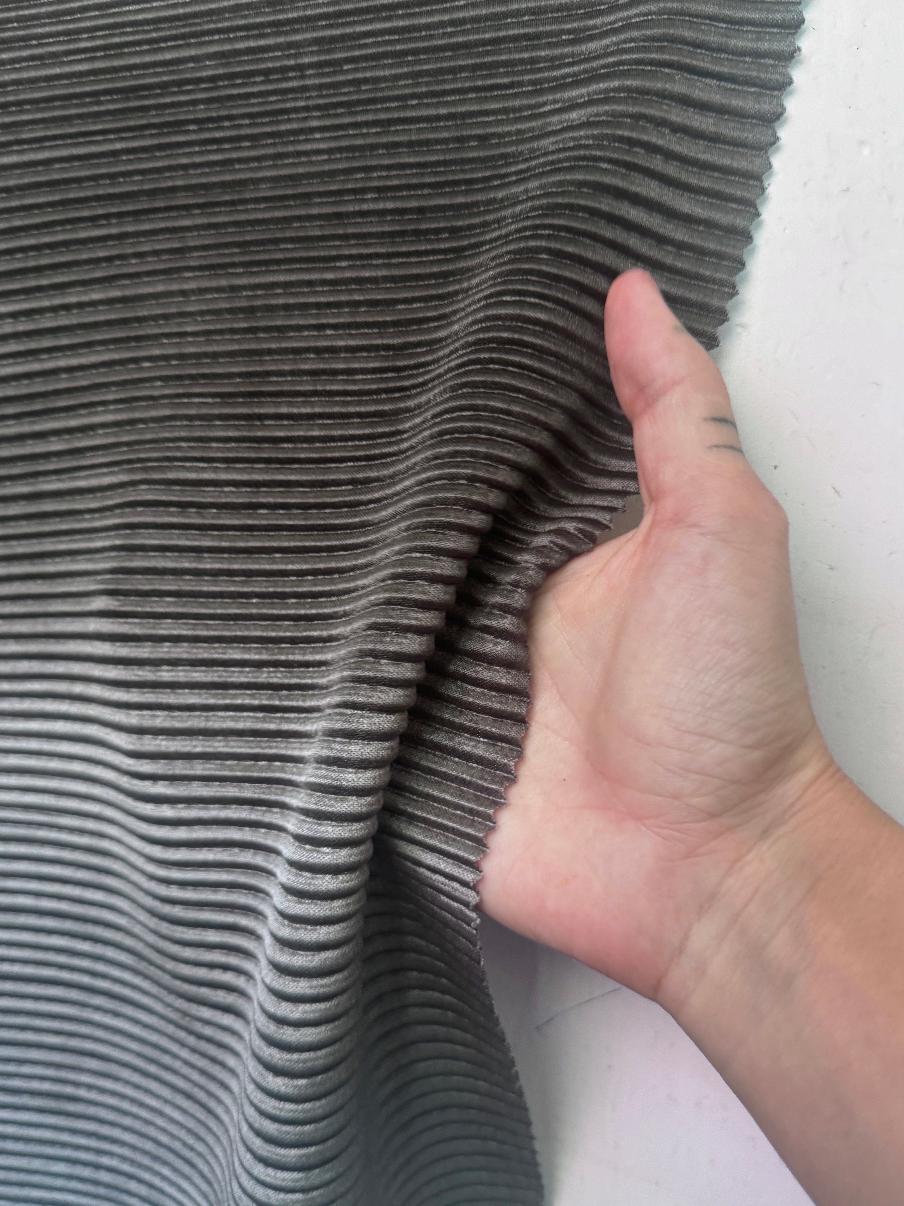 Silver Ombre Pleated Knit, online textile store, sewing, fabric store, sewing store, cheap fabric store, kiki textiles