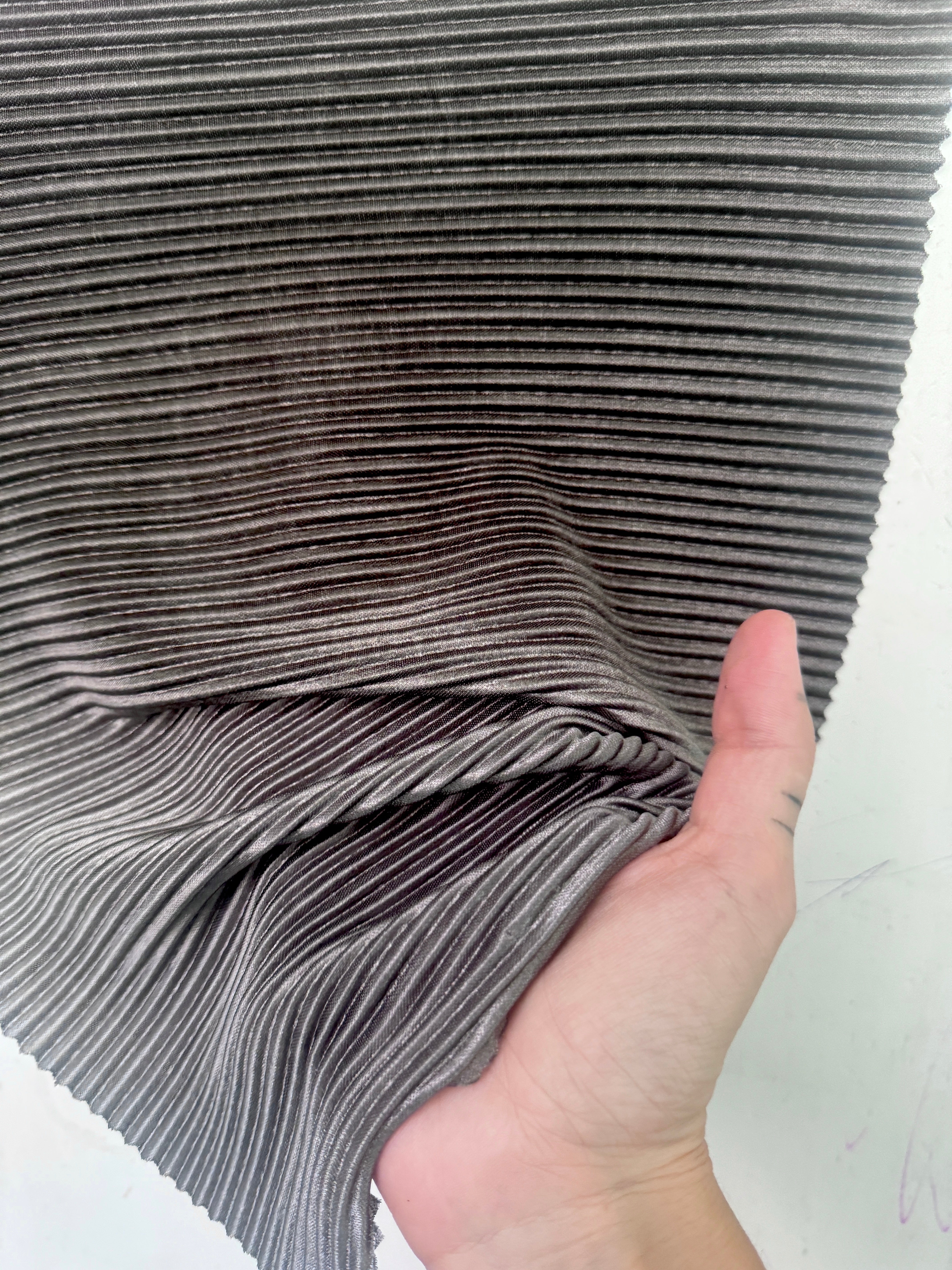 Silver Ombre Pleated Knit, online textile store, sewing, fabric store, sewing store, cheap fabric store, kiki textiles