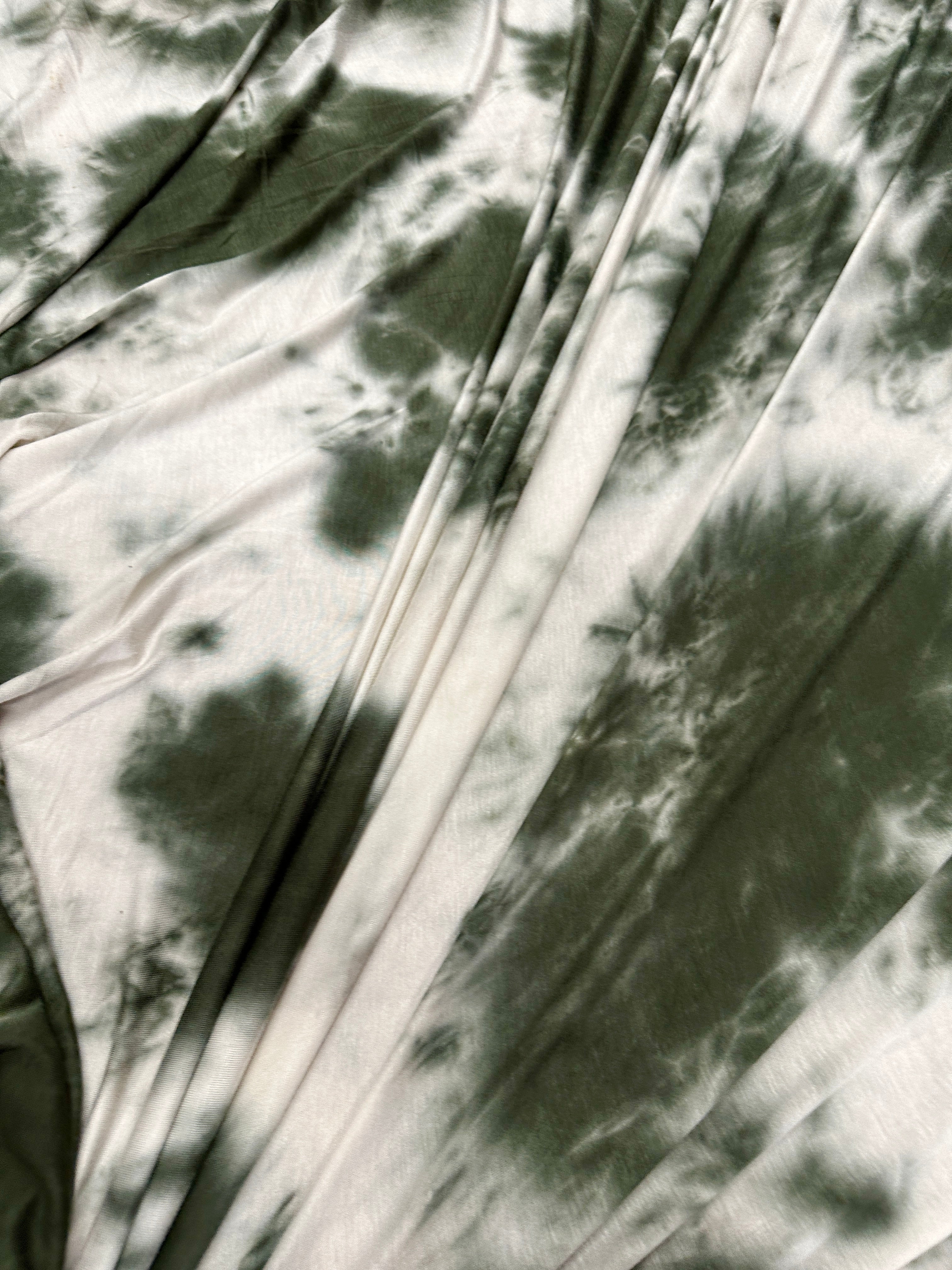 Hunter Green and White Tie Dye Jersey Knit, tie dye jersey knit for woman, tie dye jersey knit for party wear, tie dye jersey knit for gown, tie dye jersey knit for bride, tie dye jersey knit on discount, tie dye jersey knit on sale, premium tie dye jersey knit