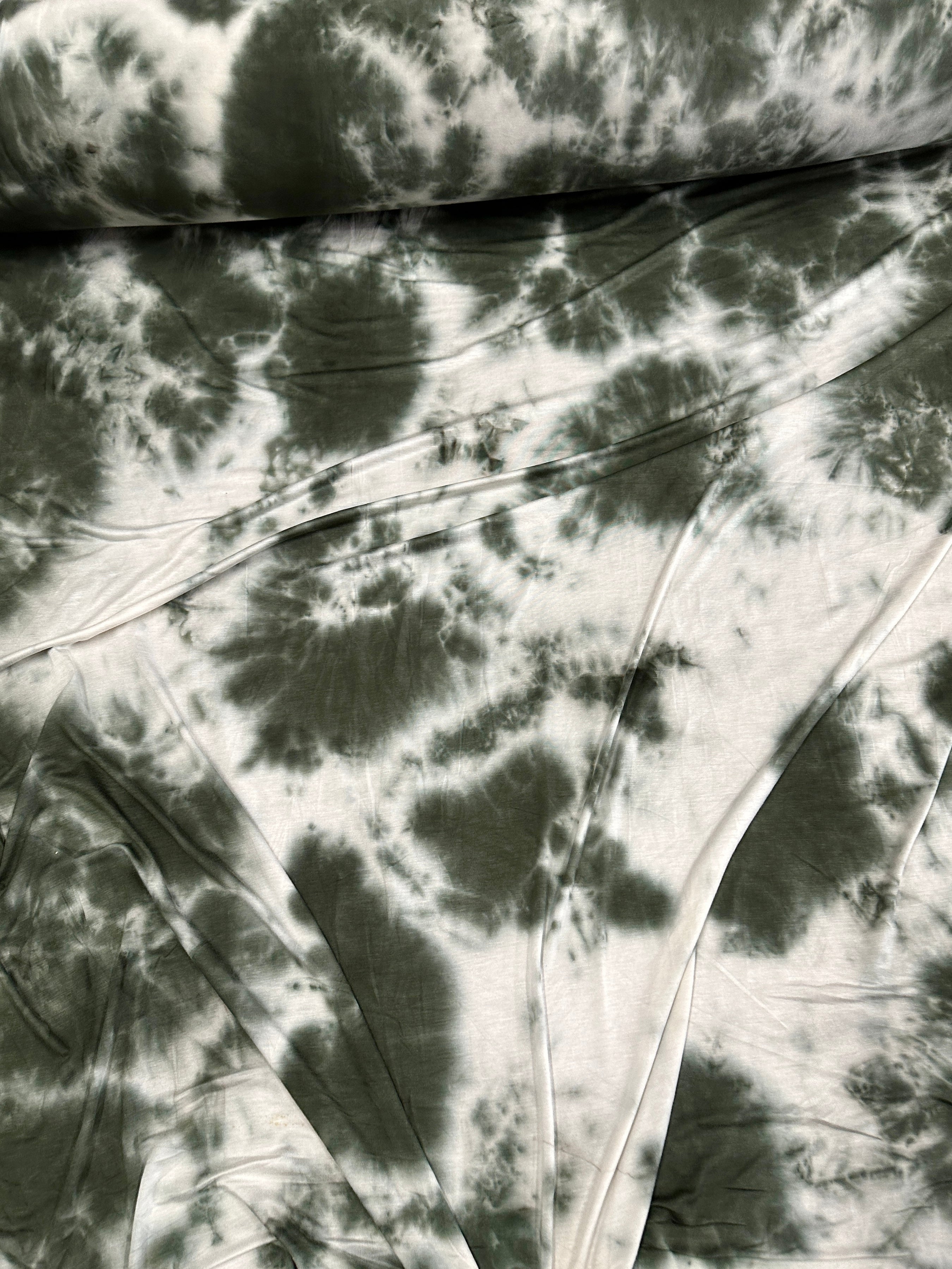 Hunter Green and White Tie Dye Jersey Knit, tie dye jersey knit for woman, tie dye jersey knit for party wear, tie dye jersey knit for gown, tie dye jersey knit for bride, tie dye jersey knit on discount, tie dye jersey knit on sale, premium tie dye jersey knit