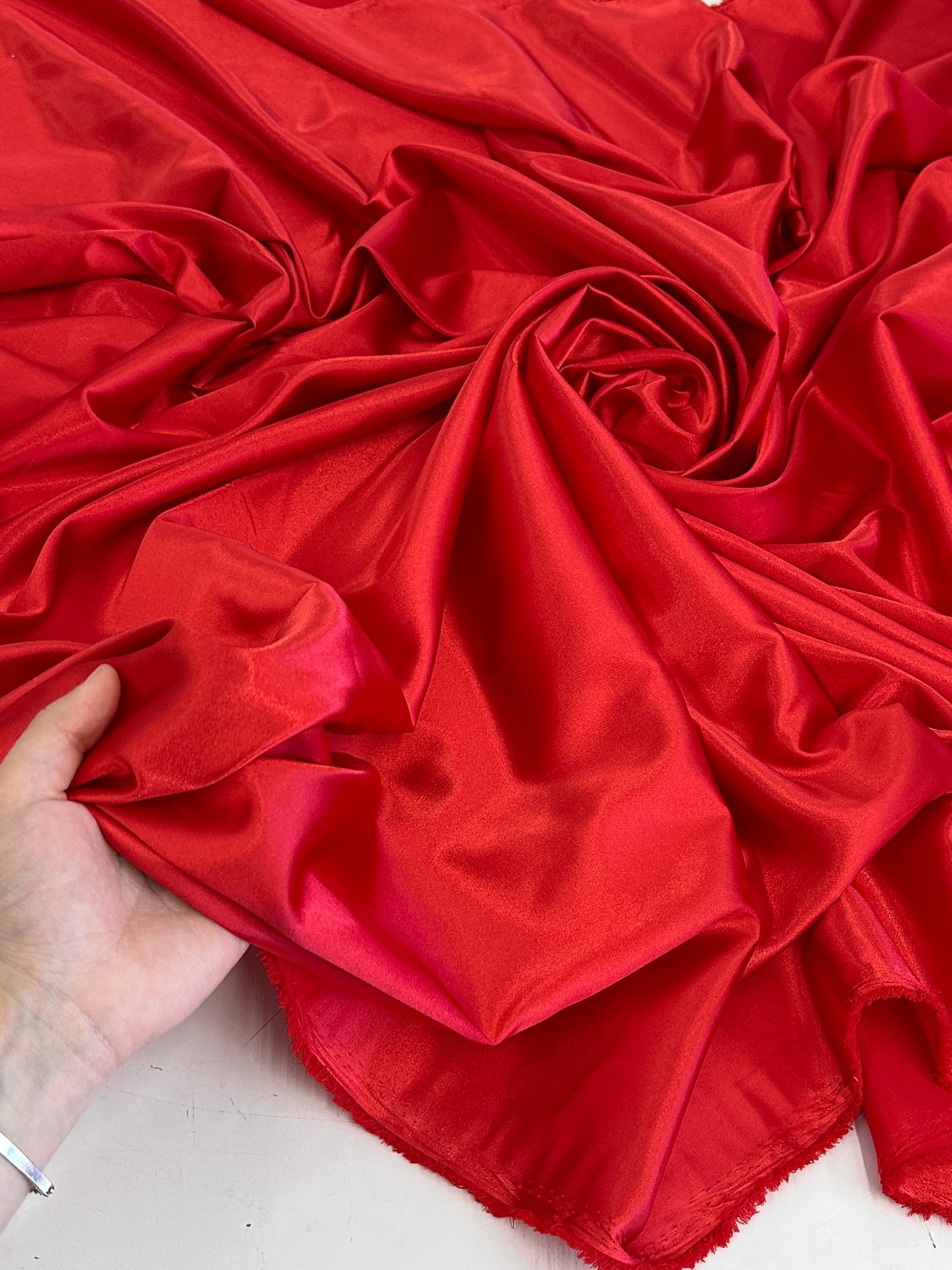 Red Luxury Silky Satin, Luxury Silky Satin, Silky Satin, Premium Stretch Crepe Back Satin, Satin for Bride, Satin for Women, Satin in Low Price, Cheap Satin, Satin on Sale