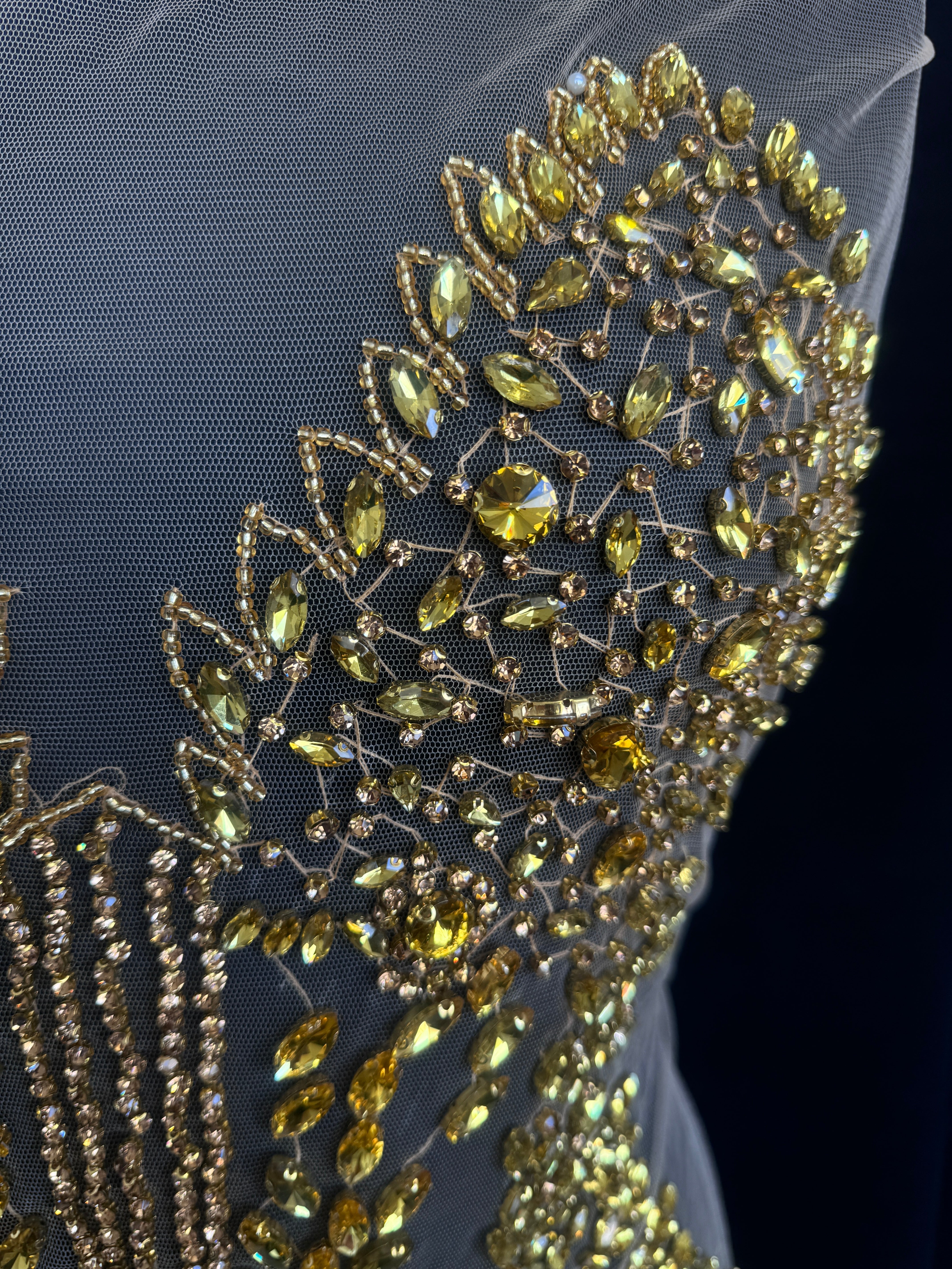 Daisy Gold Rhinestone Bodice Appliqué, Gold Rhinestones Applique, Embellished Clothing, Rhinestone Applications, Rhinestone Embroidery, Rhinestone Patch, Dress Patch, Rhinestones for Dress