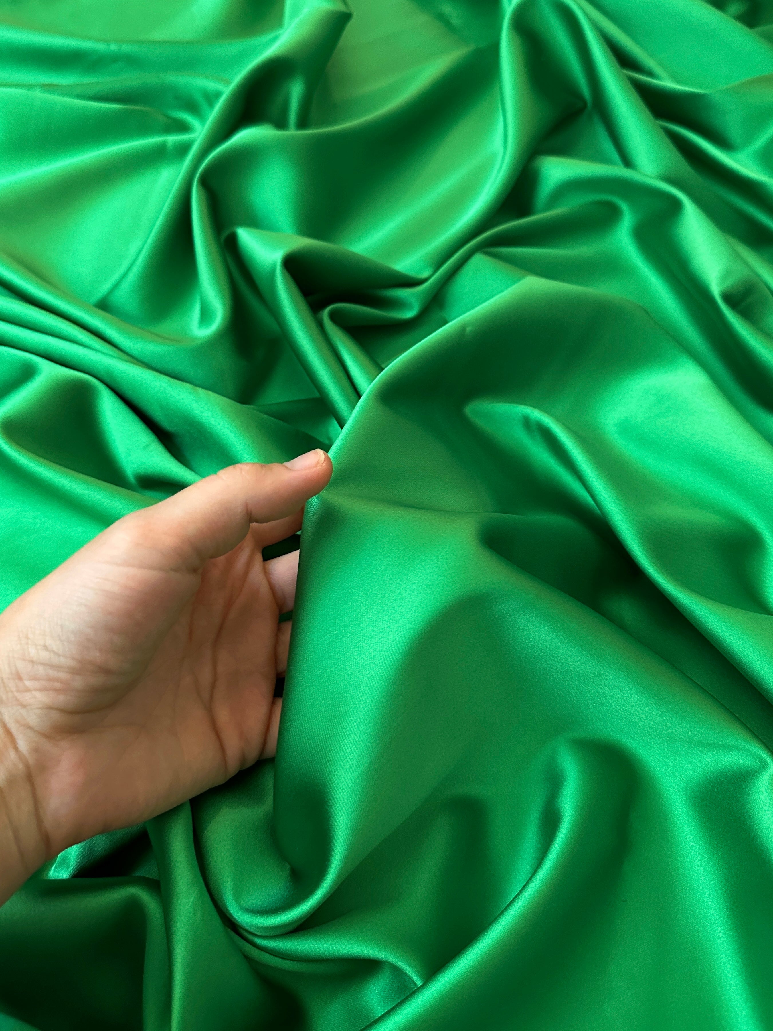 emerald stretch crepe back satin, green stretch crepe back satin, dark green stretch crepe back satin, premium stretch crepe back satin, satin for bride, satin for woman, satin in low price, cheap satin, satin on sale