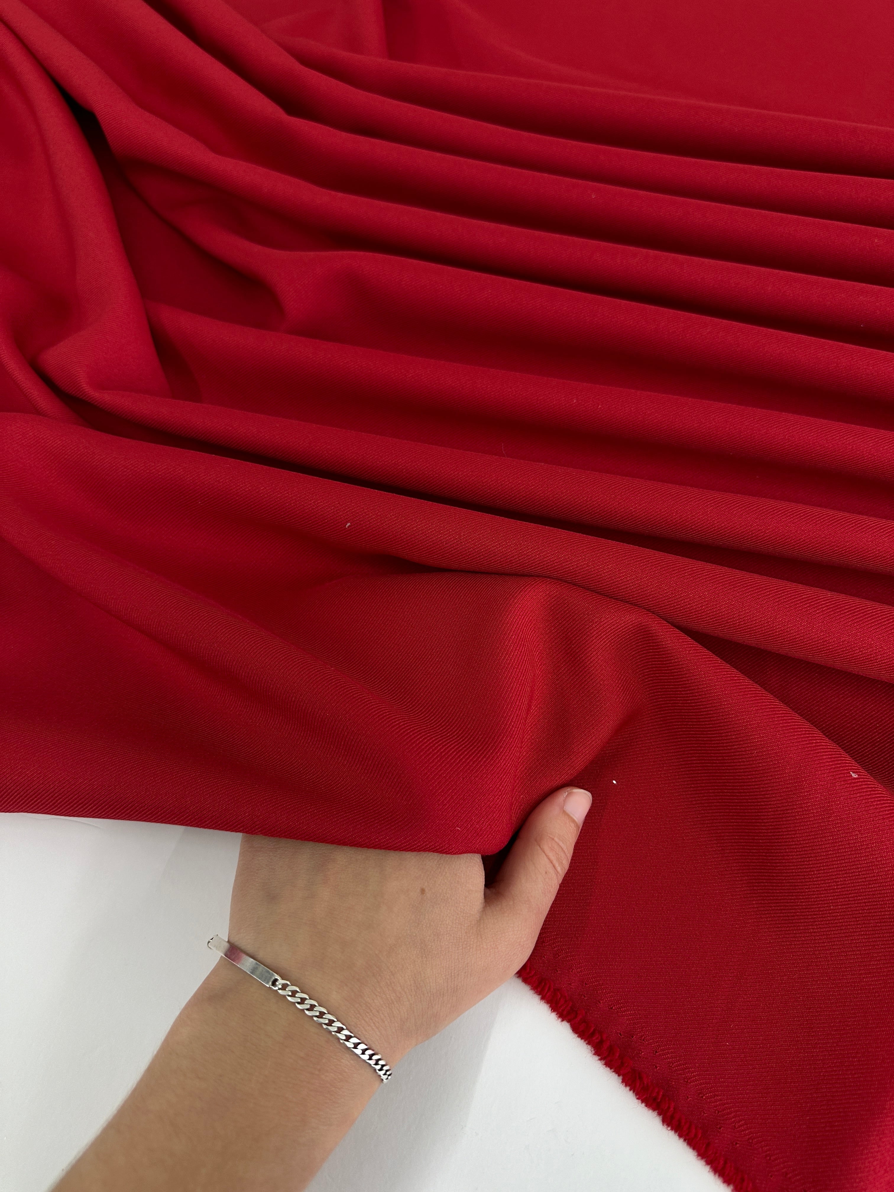 Deluxe Red Gabardine, Gabardine Fabric Price, Crepe & Gabardine, Stretch Crepe, Twill Gabardine, Brushed Twill, Polyester Gabardine, Crepe on Sale, Solid Fabric