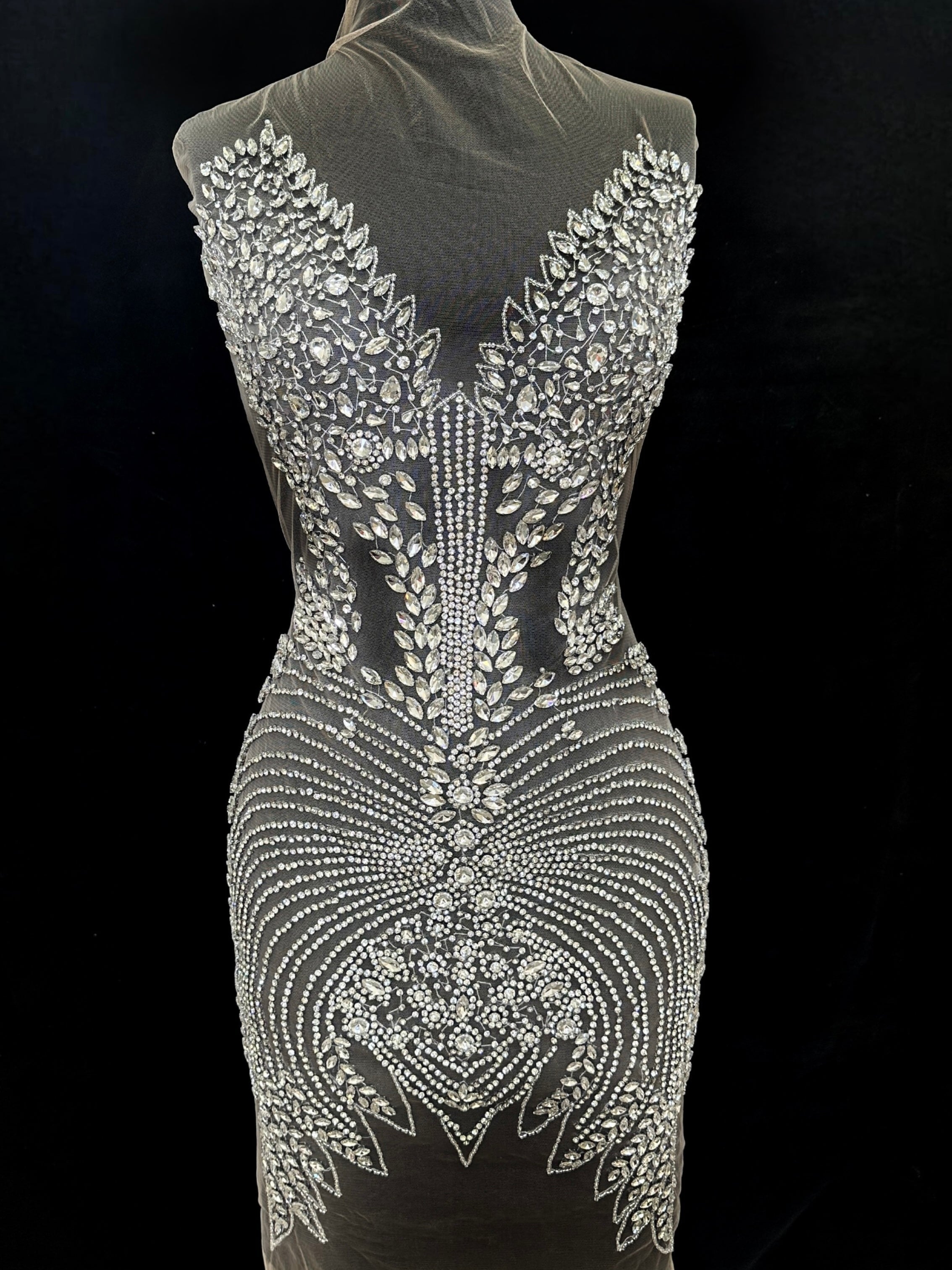 Daisy Rhinestone Bodice Applique, sparkle crystal bodice, silver rhinestone applique, rhinestone bodice for woman, rhinestone bodice ,rhinestone beads, rhinestone applique, rhinestone applications, rhinestone, luxurious dress, flawless dress fabric, embellishment for dress, diy dress, decoration for dress, crystal applique for dresses, crafts for dress, bridal dress rhinestone, beaded mesh sequin bodice, beaded mesh fabric for dress, beaded bodice for dress, applique for gown, applique for dress