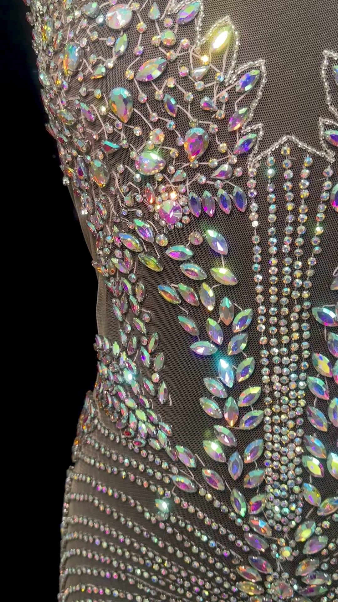 Daisy Silver Iridescent Rhinestones Bodice Applique, silver rhinestone, light silver rhinestone, dark silver rhinestone