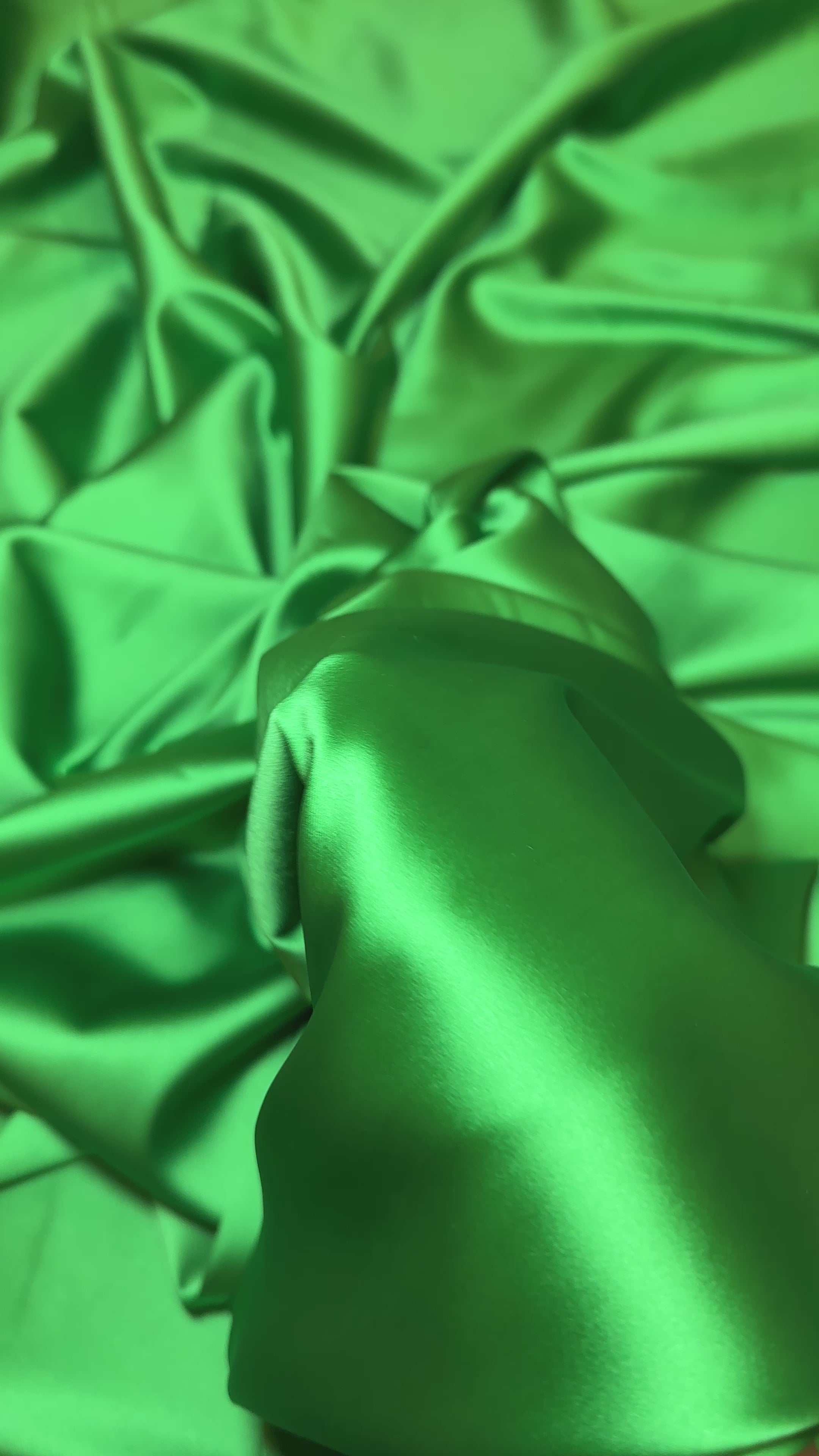 emerald stretch crepe back satin, green stretch crepe back satin, dark green stretch crepe back satin, premium stretch crepe back satin, satin for bride, satin for woman, satin in low price, cheap satin, satin on sale
