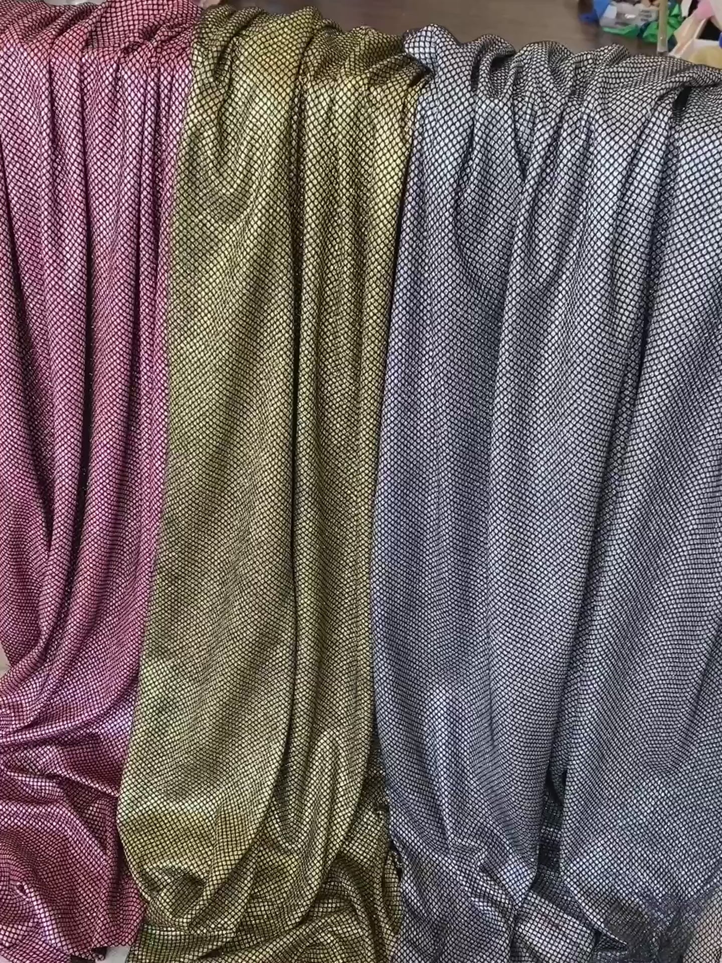 Pink Diamond Lurex Fabric, light Pink Diamond Lurex Fabric, dark Pink Diamond Lurex Fabric, fuchsia Diamond Lurex Fabric, rose Pink Diamond Lurex Fabric, lurex for woman, party wear lurex, shiny lurex, lurex for bride, lurex on discount, lurex on sale, buy lurex online