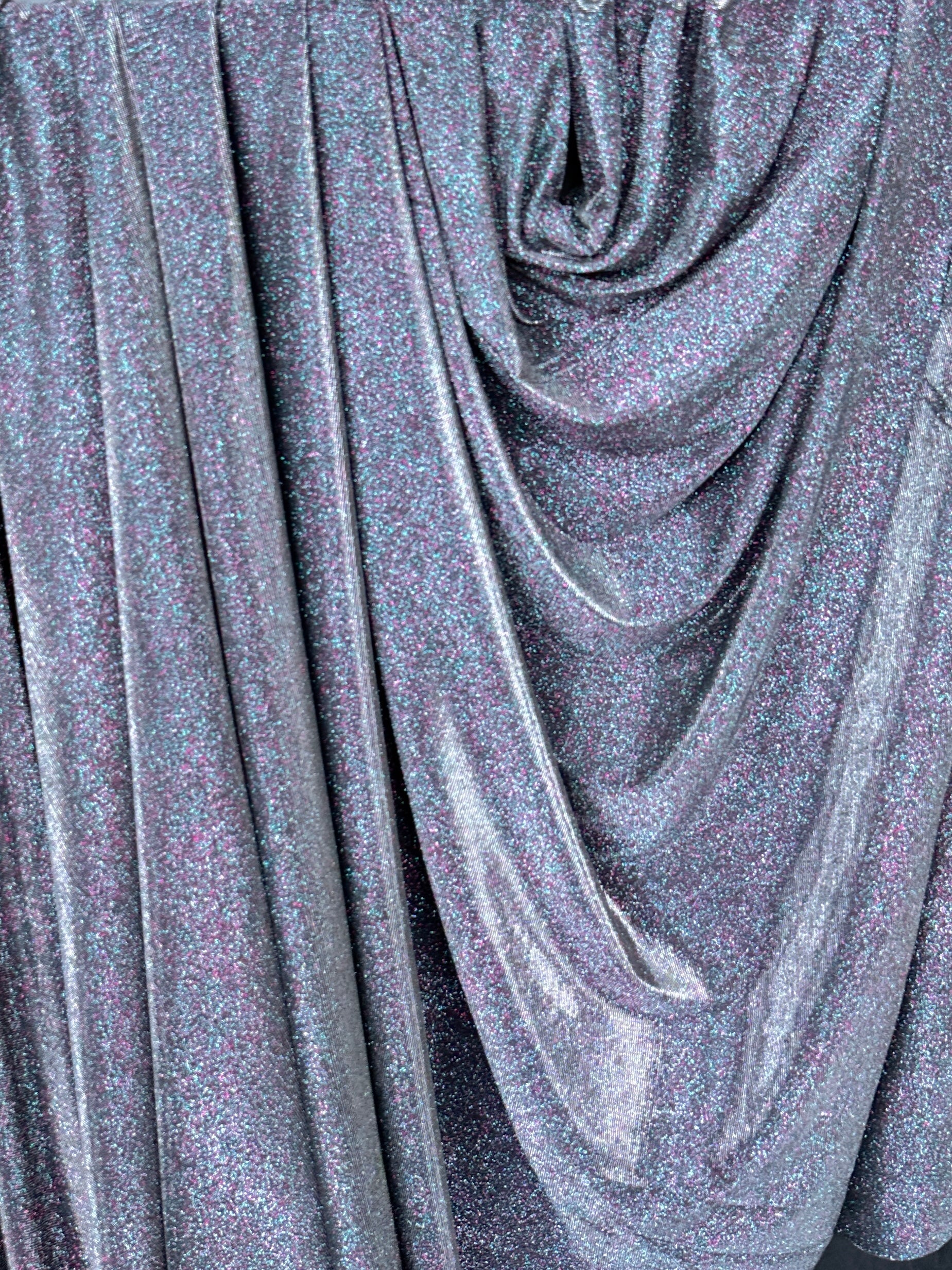 silver iridescent metallic lurex, silver lurex, silver metallic lurex for woman, light silver lurex, party wear metallic lurex, shiny lurex, metallic lurex for bride, lurex on discount, lurex on sale, buy metallic lurex online, lurex for gown, dark silver lurex