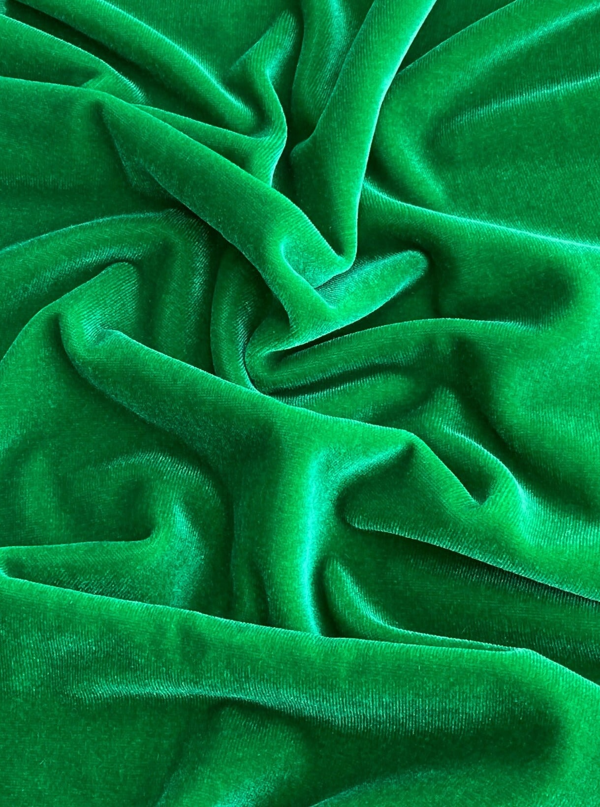 kelly green stretch velvet, kelly green stretch velvet for gown, stretch velvet for wedding, stretch pure velvet,  green stretch velvet for brides, stretch fancy velvet, velvet for dress, stretch expensive velvet