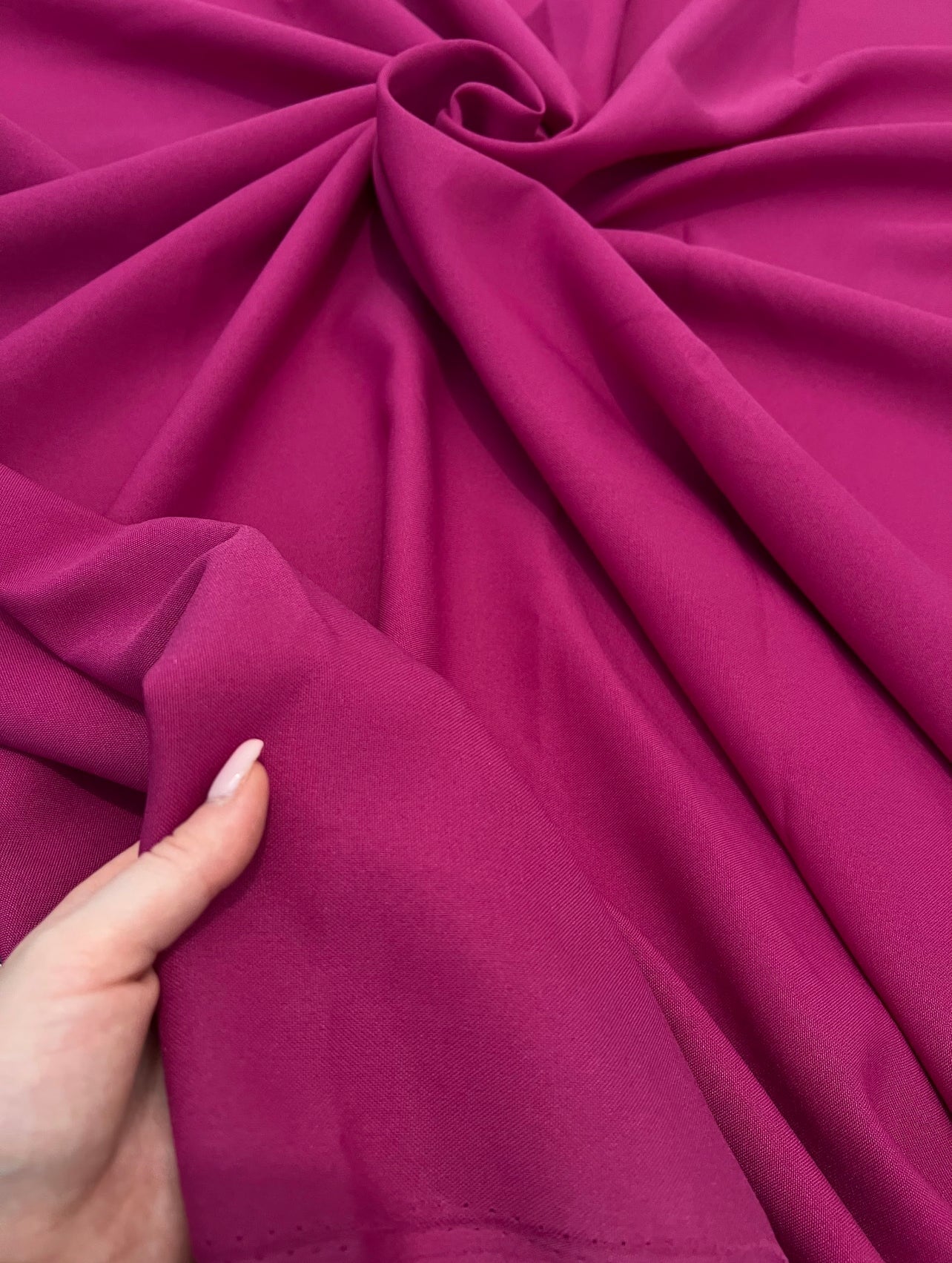 fuchsia poplin, pink poplin, rose pink poplin, poplin fabric for woman, poplin fabric for bride, poplin fabric on sale, poplin fabric on discount, premium poplin fabric, cheap poplin fabric