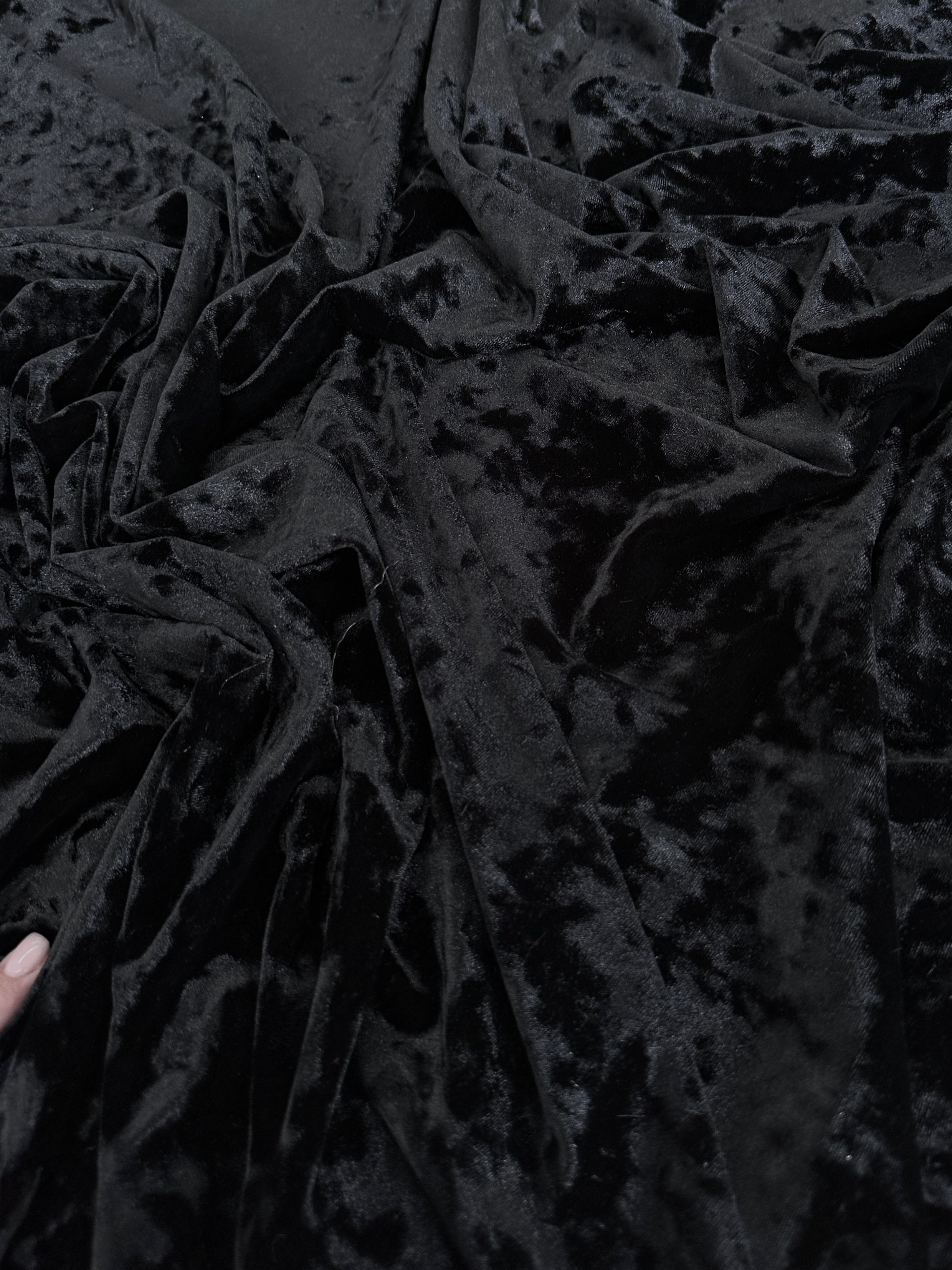 Black crushed velvet, Black velvet for woman, velvet fabric, stretch velvet, spandex velvet, polyester velvet, velvet by the yard, crushed velvet, stretch crushed velvet, spandex crushed velvet, velvet for pillow, velvet for apparel, velvet for clothing,