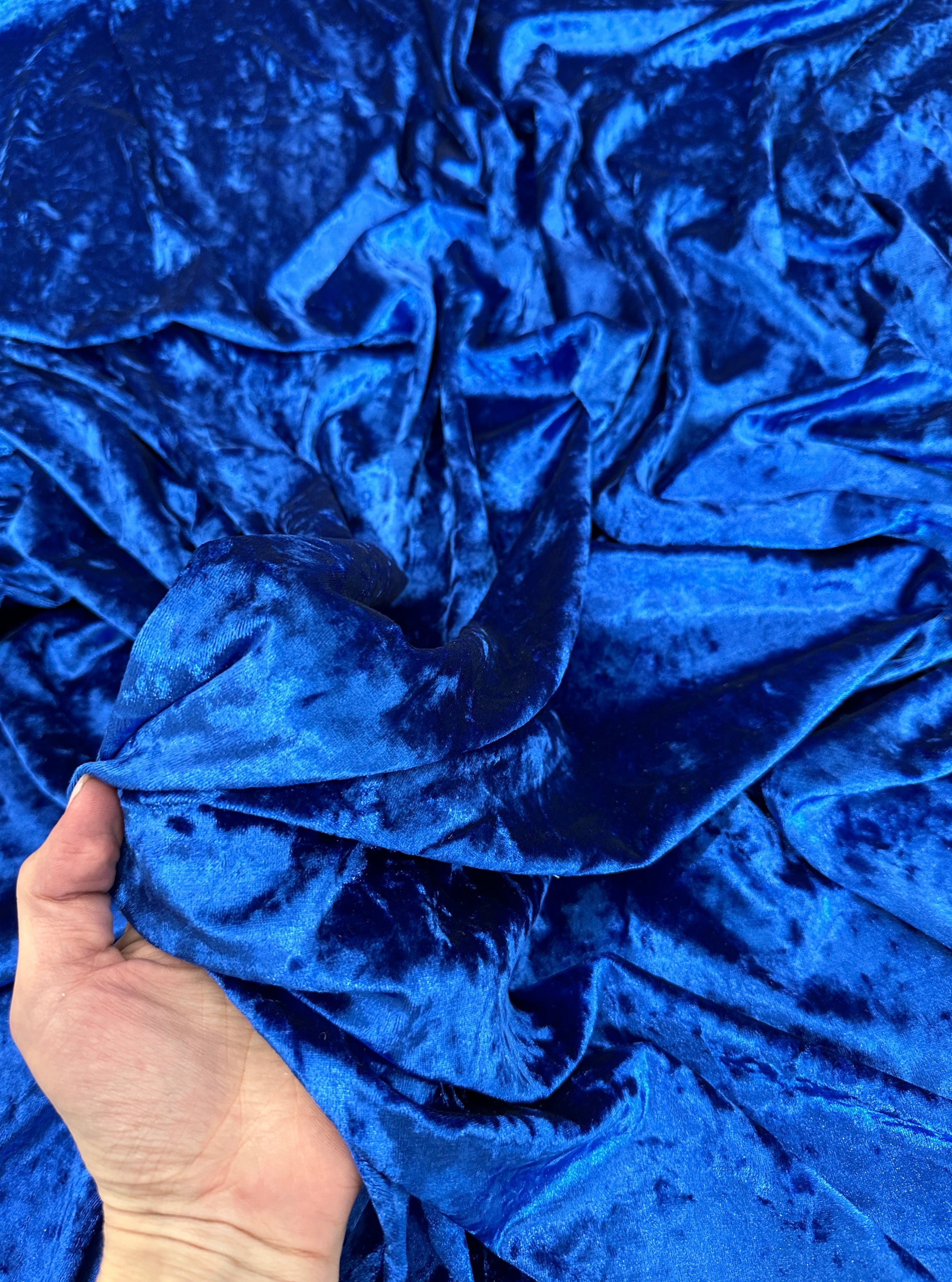 royal  blue crushed velvet, navy crushed velvet, blue crushed velvet, aqua blue velvet, light blue for woman, dark blue velvet, teal blue velvet, kikitextile velvet, velvet for woman, velvet for bride, velvet los angelos, premium velvet, buy velvet online, velvet on discount, velvet on sale