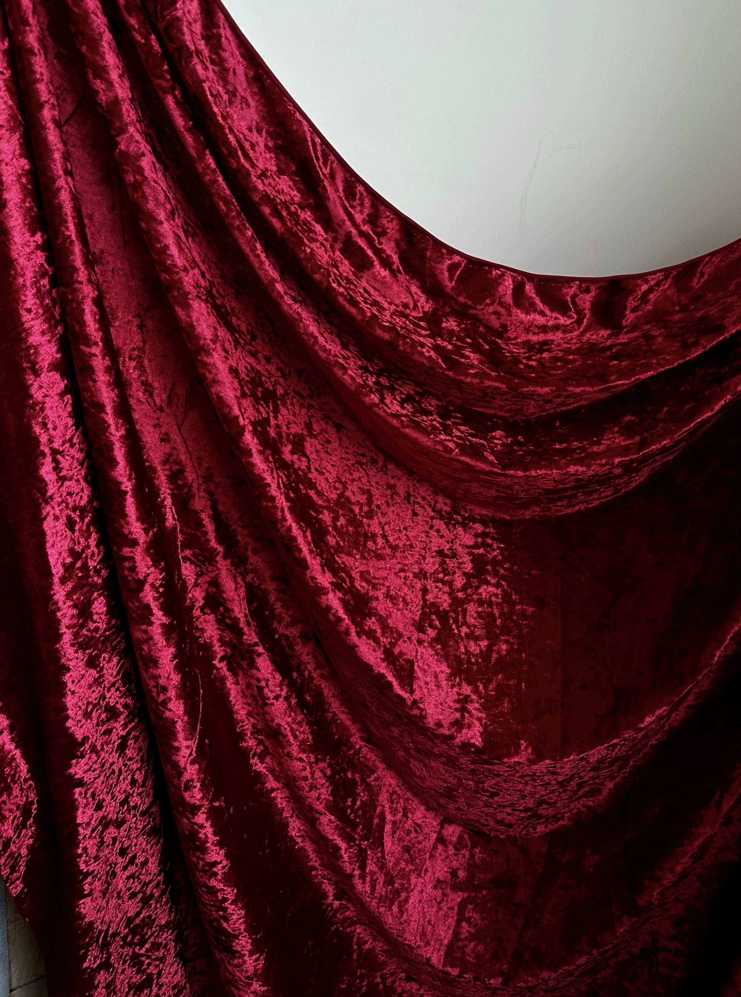 burgundy crushed velvet, maroon crushed velvet, maroon velvet, burgundy color for woman, red velvet, dark brown velvet, kikitextile velvet, velvet for woman, velvet for bride, velvet los angelos, premium velvet, buy velvet online, velvet on discount, velvet on sale