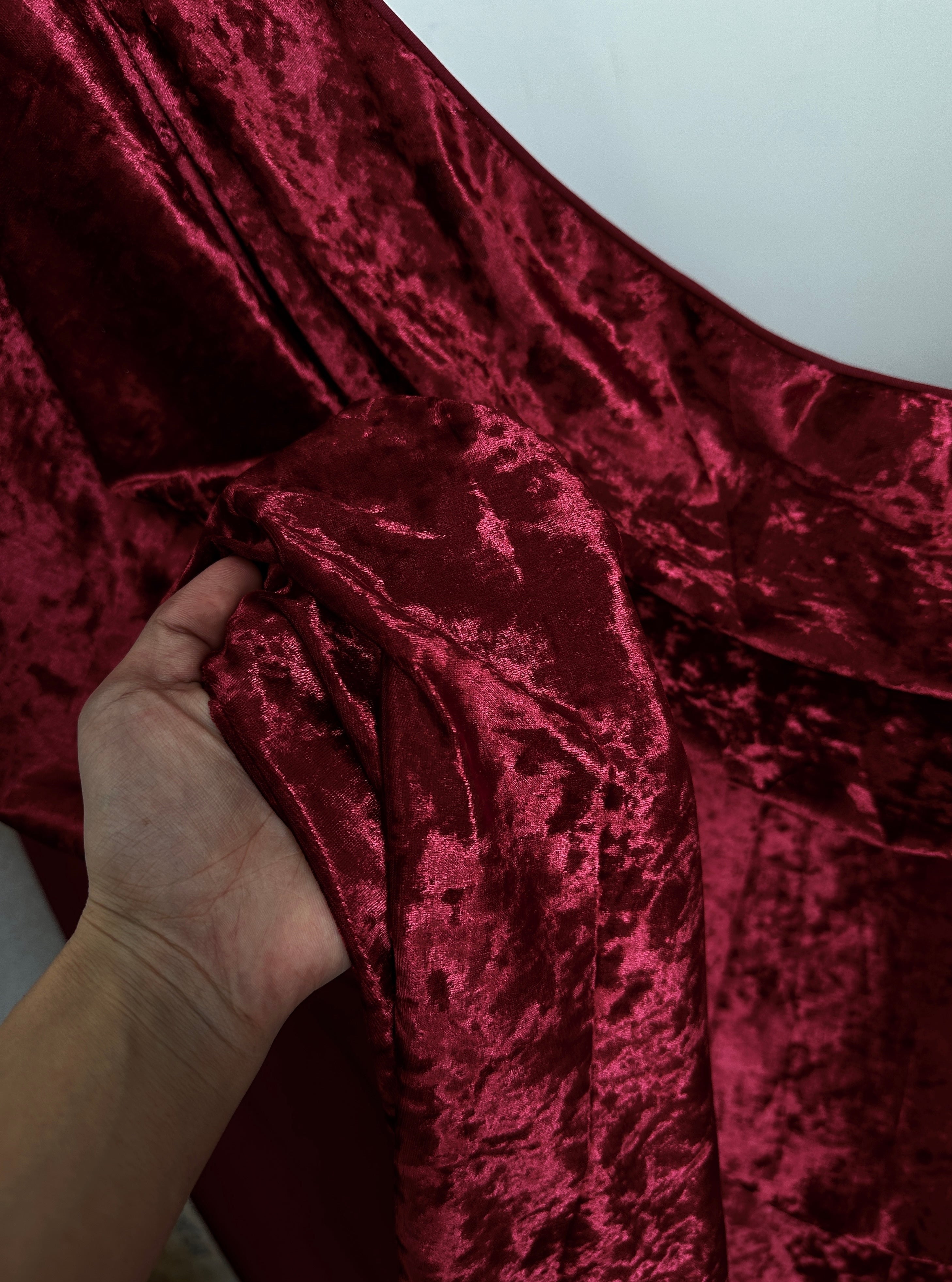 burgundy crushed velvet, maroon crushed velvet, maroon velvet, burgundy color for woman, red velvet, dark brown velvet, kikitextile velvet, velvet for woman, velvet for bride, velvet los angelos, premium velvet, buy velvet online, velvet on discount, velvet on sale