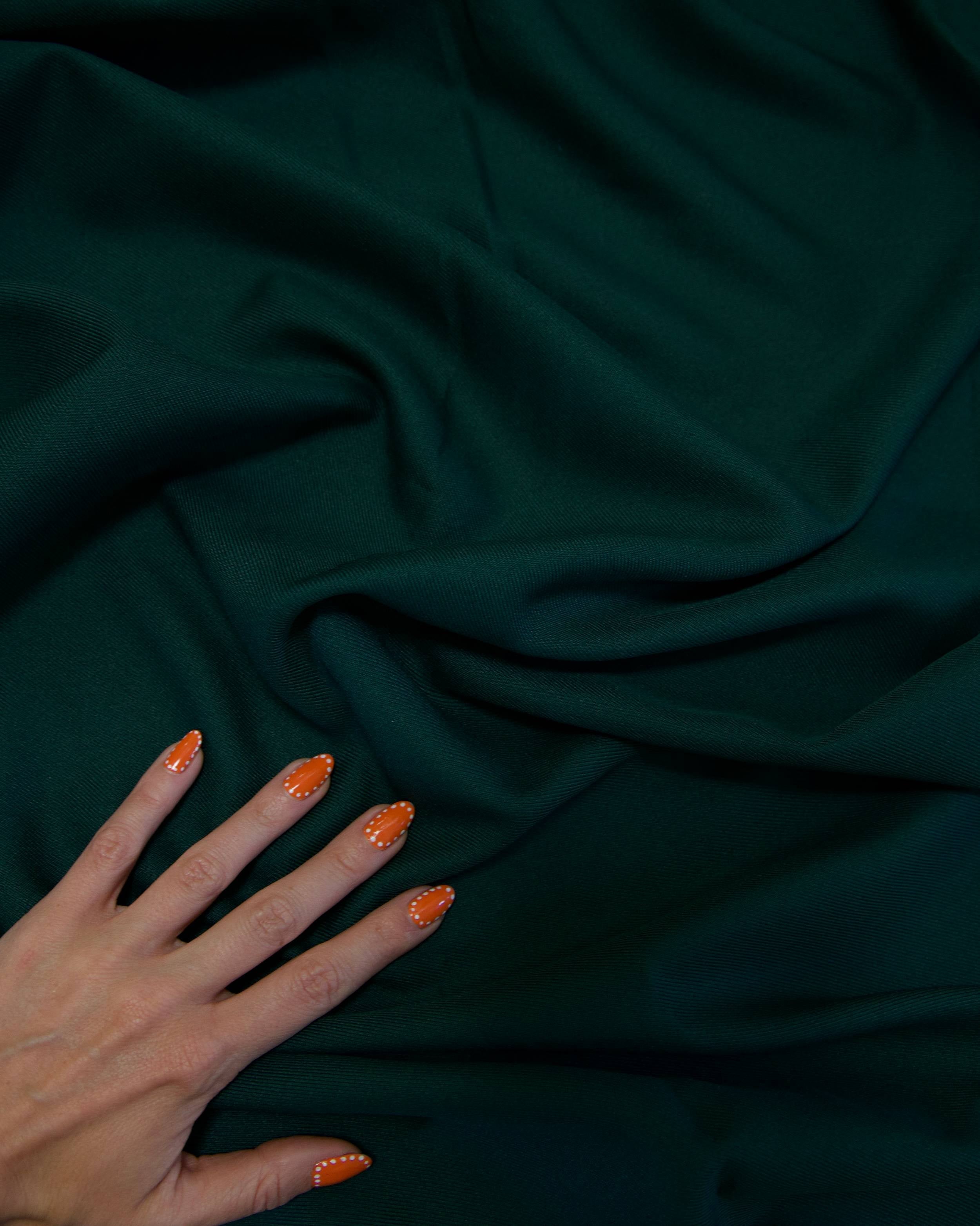 Hunter Green Deluxe Gabardine, Kiki Sewing Store, Kiki Luxury Fabric, Cheap Fabric Store, Kiki Textiles, Kiki Textile by the Yard, Kiki Textile USA
