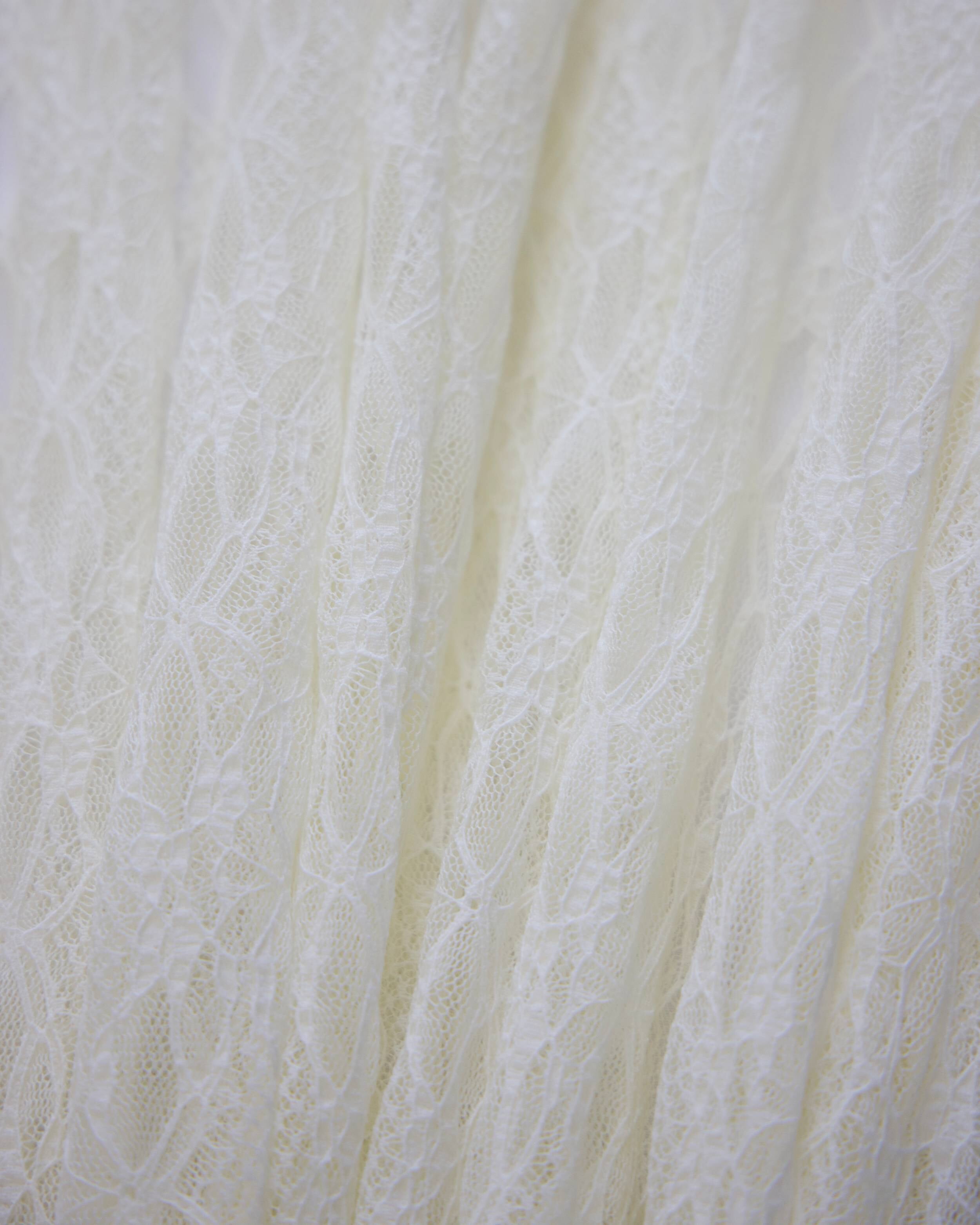 Ivory Whisper Vine Stretch Chantilly Lace Mesh, Kiki Sewing Store, Kiki Luxury Fabric, Cheap Fabric Store, Kiki Textiles, Kiki Textile by the Yard, Kiki Textile USA
