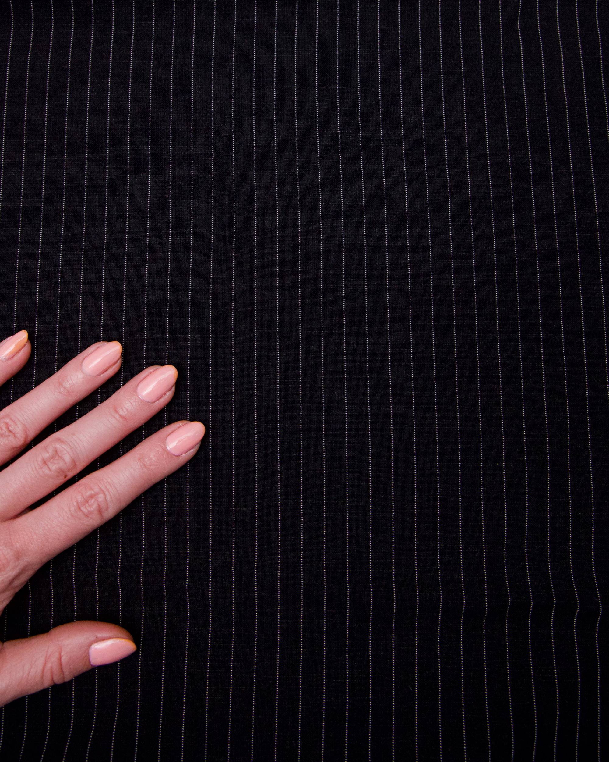 Black Resort Pinstripe Linen Blend, Kiki Sewing Store, Kiki Luxury Fabric, Cheap Fabric Store, Kiki Textiles, Kiki Textile by the Yard, Kiki Textile USA