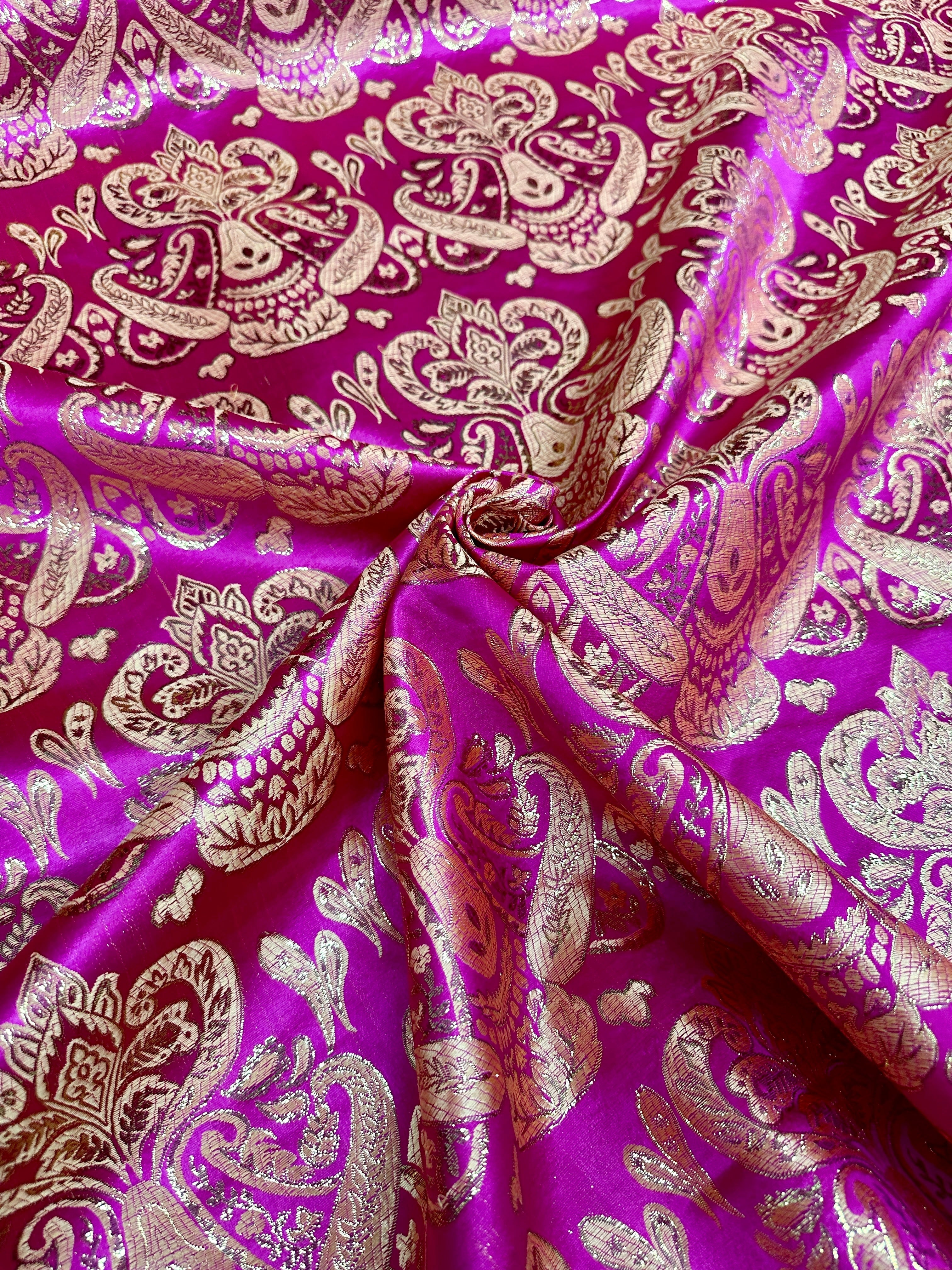 Fuchsia gold chinese Brocade, gold brocade, fuchsia brocade, pink brocade, chinese brocade for brazers, brocade for woman, brocade for bride, premium brocade, brocade in low price, best quality brocade