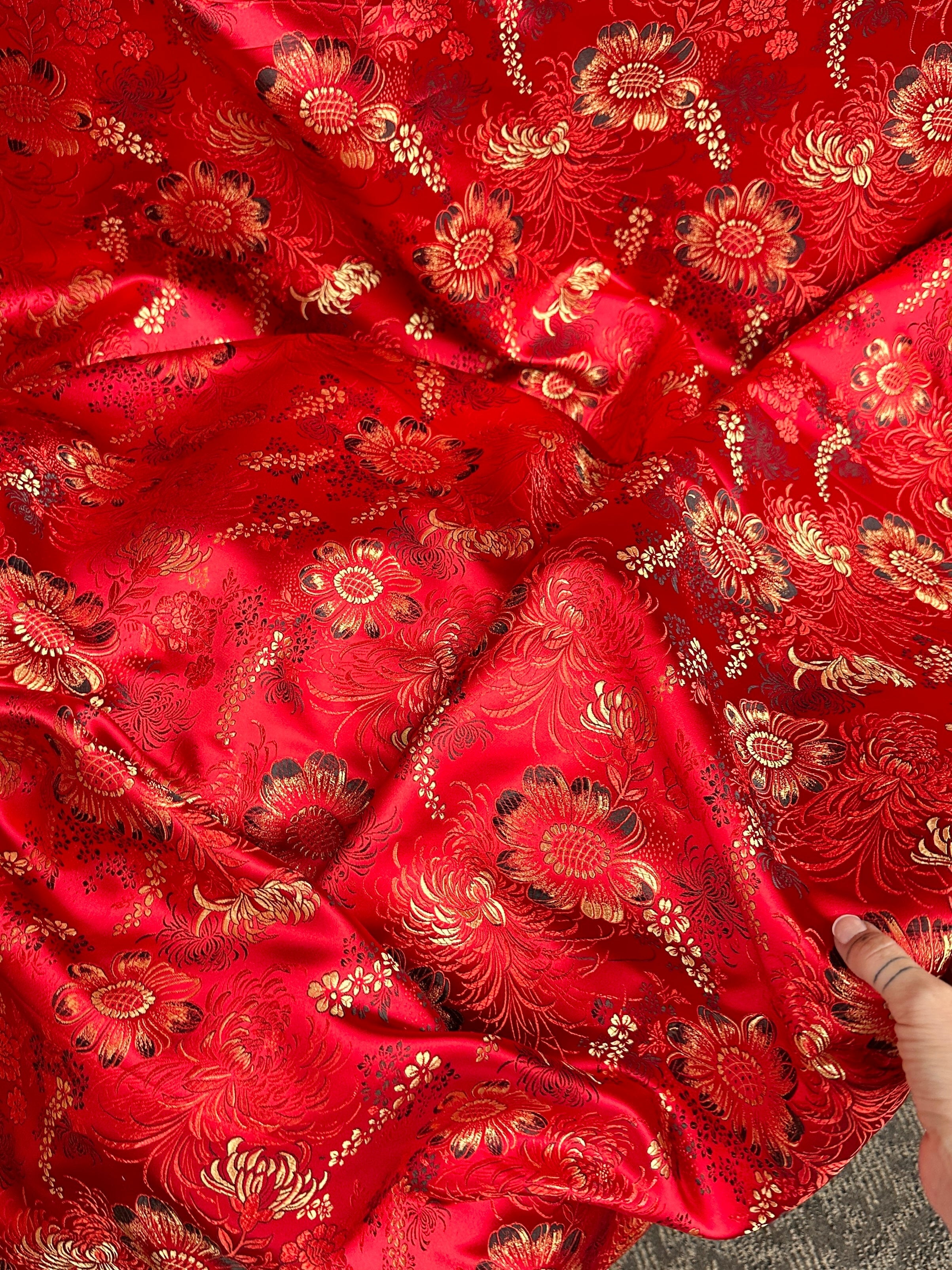 Red Chinese Embroidery Brocade, Embroidery Brocade for woman, Embroidery Brocade for bride, Embroidery Brocade in low price, dark red Embroidery Brocade, light red Embroidery Brocade, Embroidery Brocade on sale, traditional Embroidery Brocade 