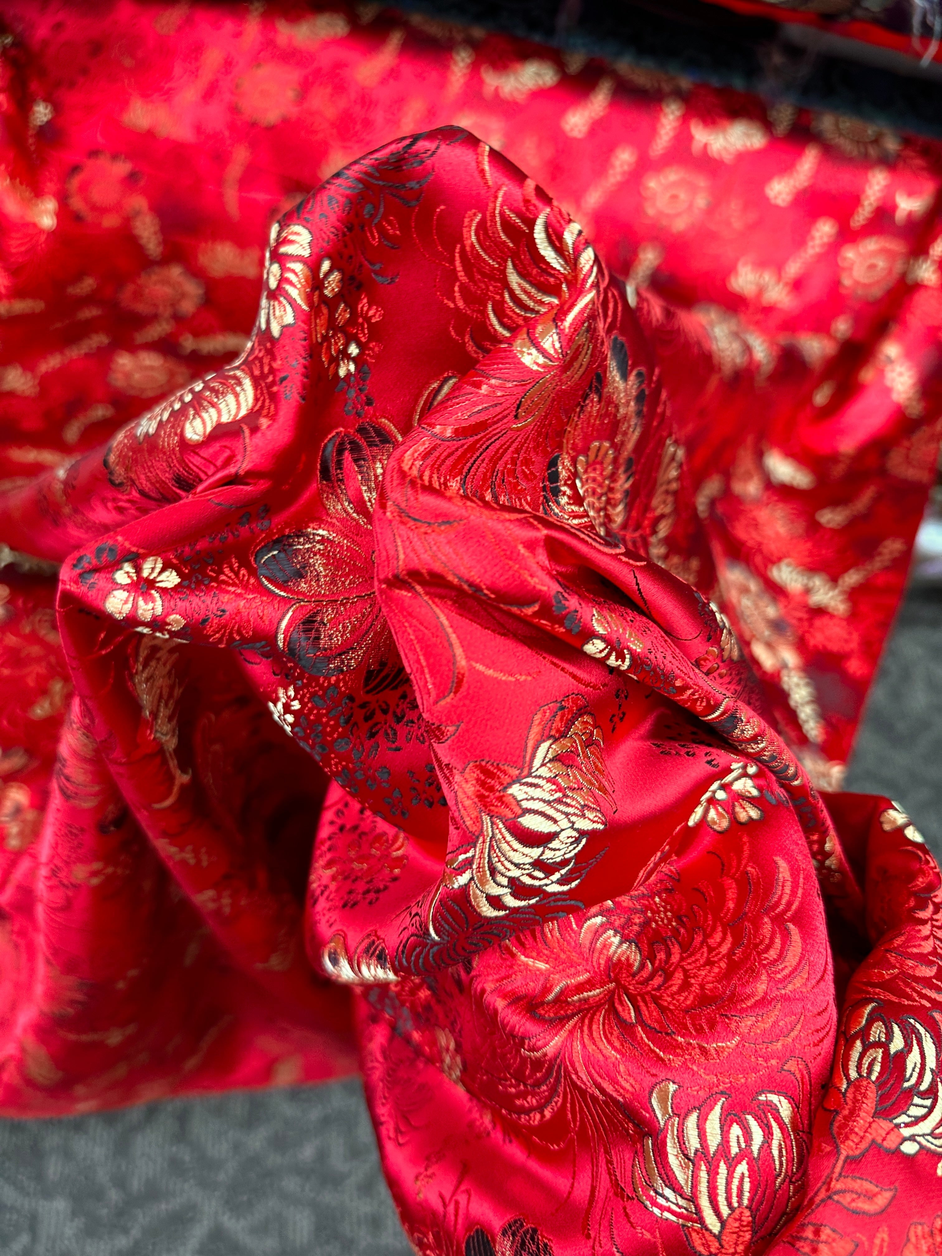 Red Chinese Embroidery Brocade, Embroidery Brocade for woman, Embroidery Brocade for bride, Embroidery Brocade in low price, dark red Embroidery Brocade, light red Embroidery Brocade, Embroidery Brocade on sale, traditional Embroidery Brocade 