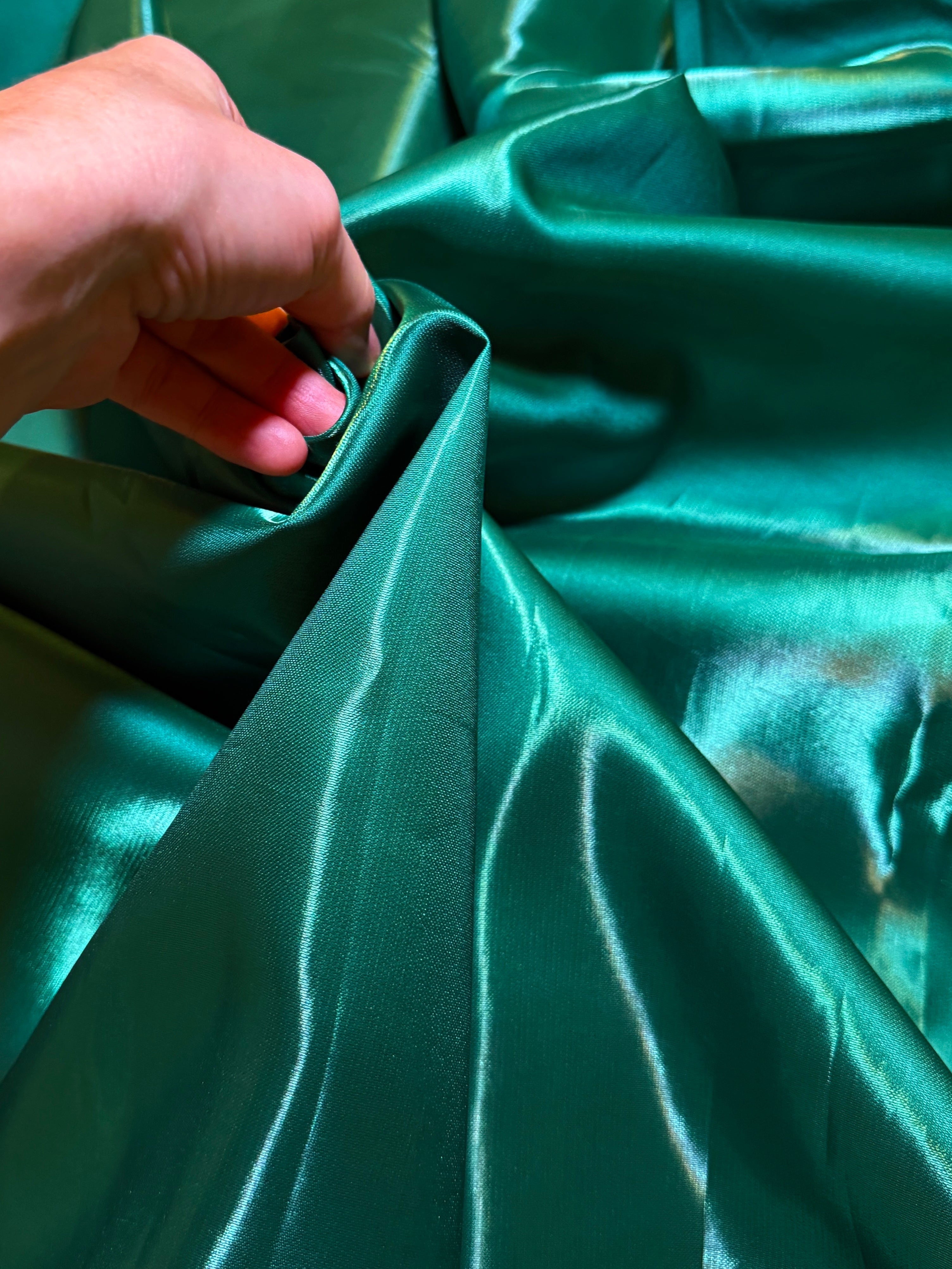 Emerald Green Liquid Bridal Satin, Luxury Silky Satin, Liquid Bridal Satin, Silky Satin, Premium Stretch Bridal Satin, Satin for Bride, Satin for Women, Satin in Low Price, Cheap Satin, Satin on Sale