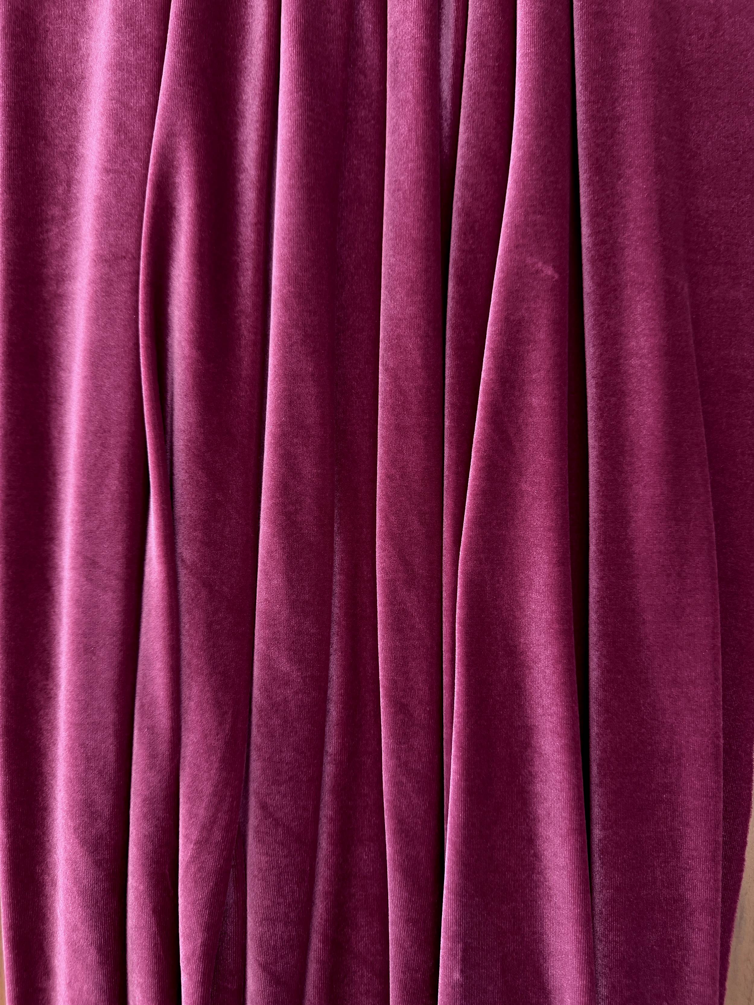 Deep Rose Stretch Velvet, Kiki Sewing Store, Kiki Luxury Fabric, Cheap Fabric Store, Kiki Textiles, Kiki Textile by the Yard, Kiki Textile USA
