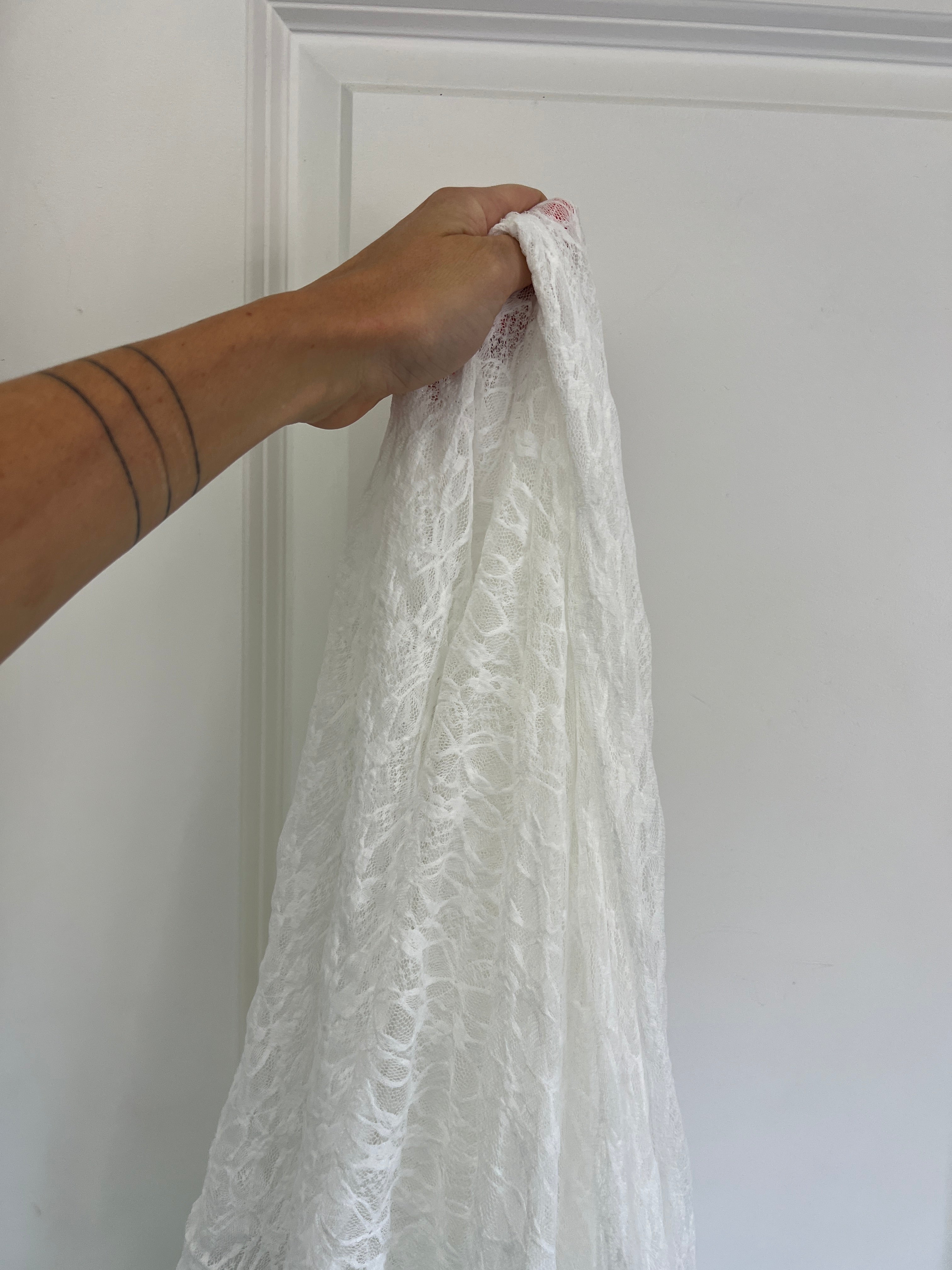White Whisper Vine Stretch Chantilly Lace Mesh, Kiki Sewing Store, Kiki Luxury Fabric, Cheap Fabric Store, Kiki Textiles, Kiki Textile by the Yard, Kiki Textile USA