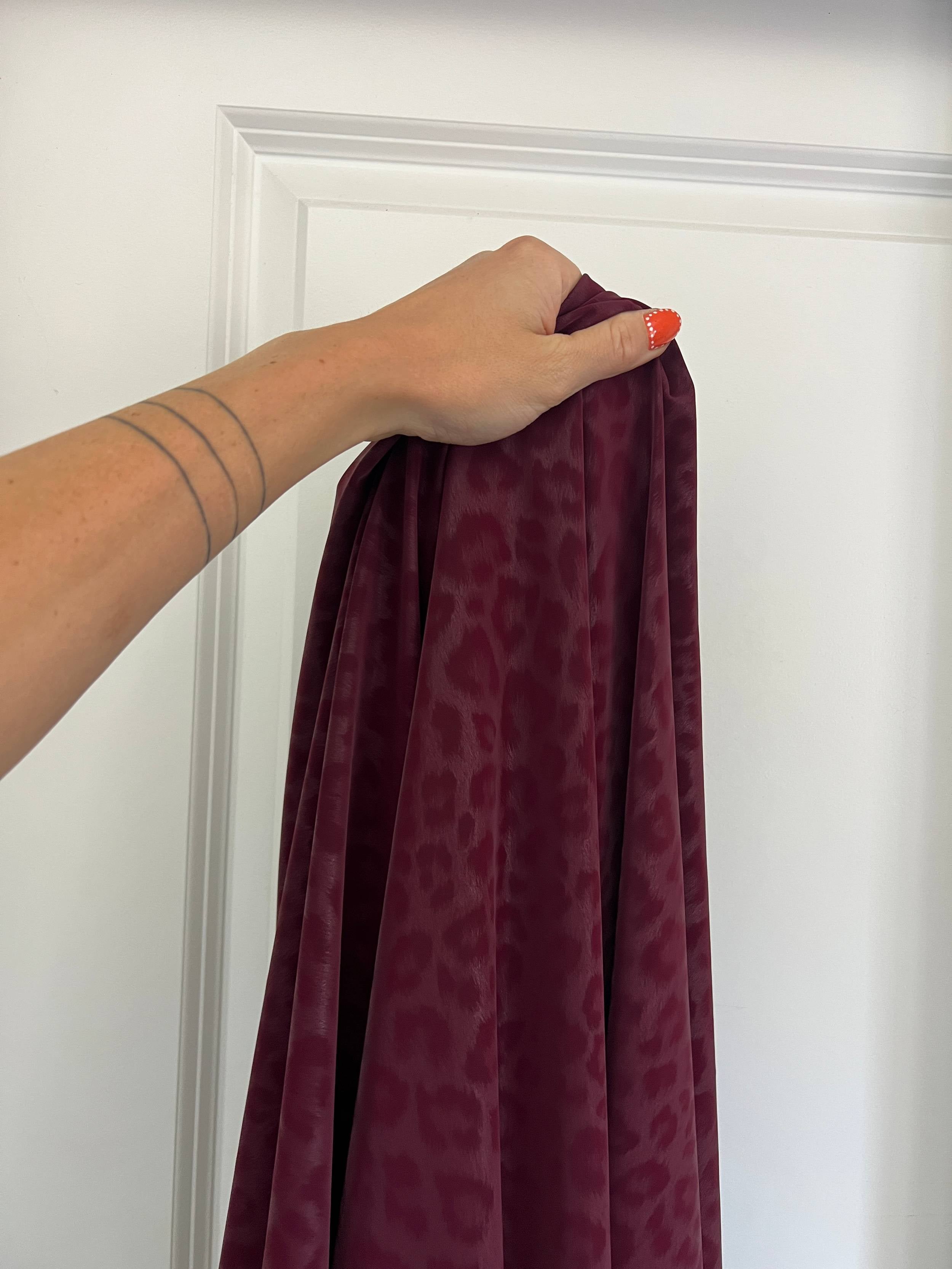 Burgundy Cheetah Print Stretch Faux Leather, Kiki Sewing Store, Kiki Luxury Fabric, Cheap Fabric Store, Kiki Textiles, Kiki Textile by the Yard, Kiki Textile USA
