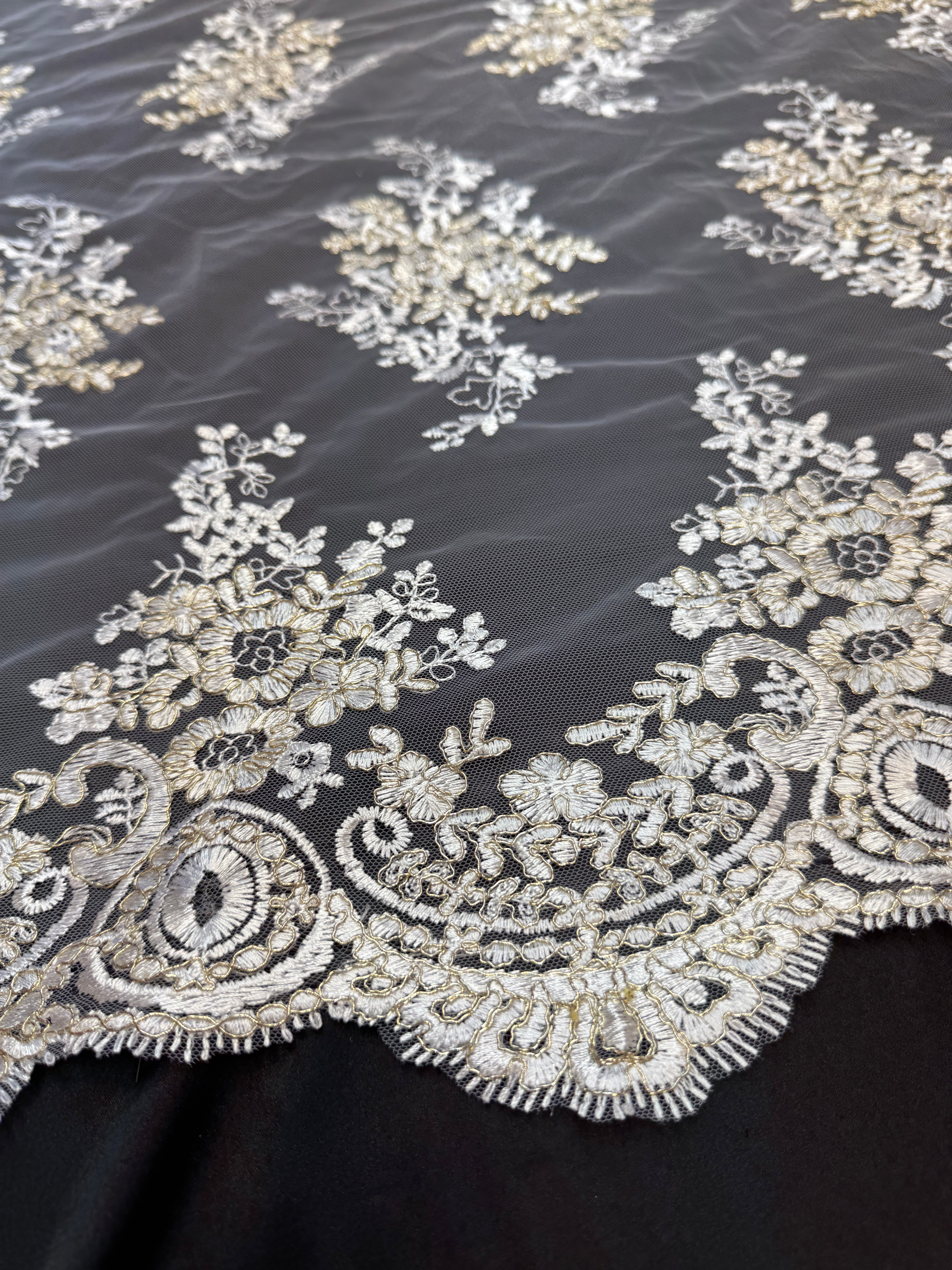 Ivory Champagne Fleur Scalloped Lace Mesh, Kiki Sewing Store, Kiki Luxury Fabric, Cheap Fabric Store, Kiki Textiles, Kiki Textile by the Yard, Kiki Textile USA