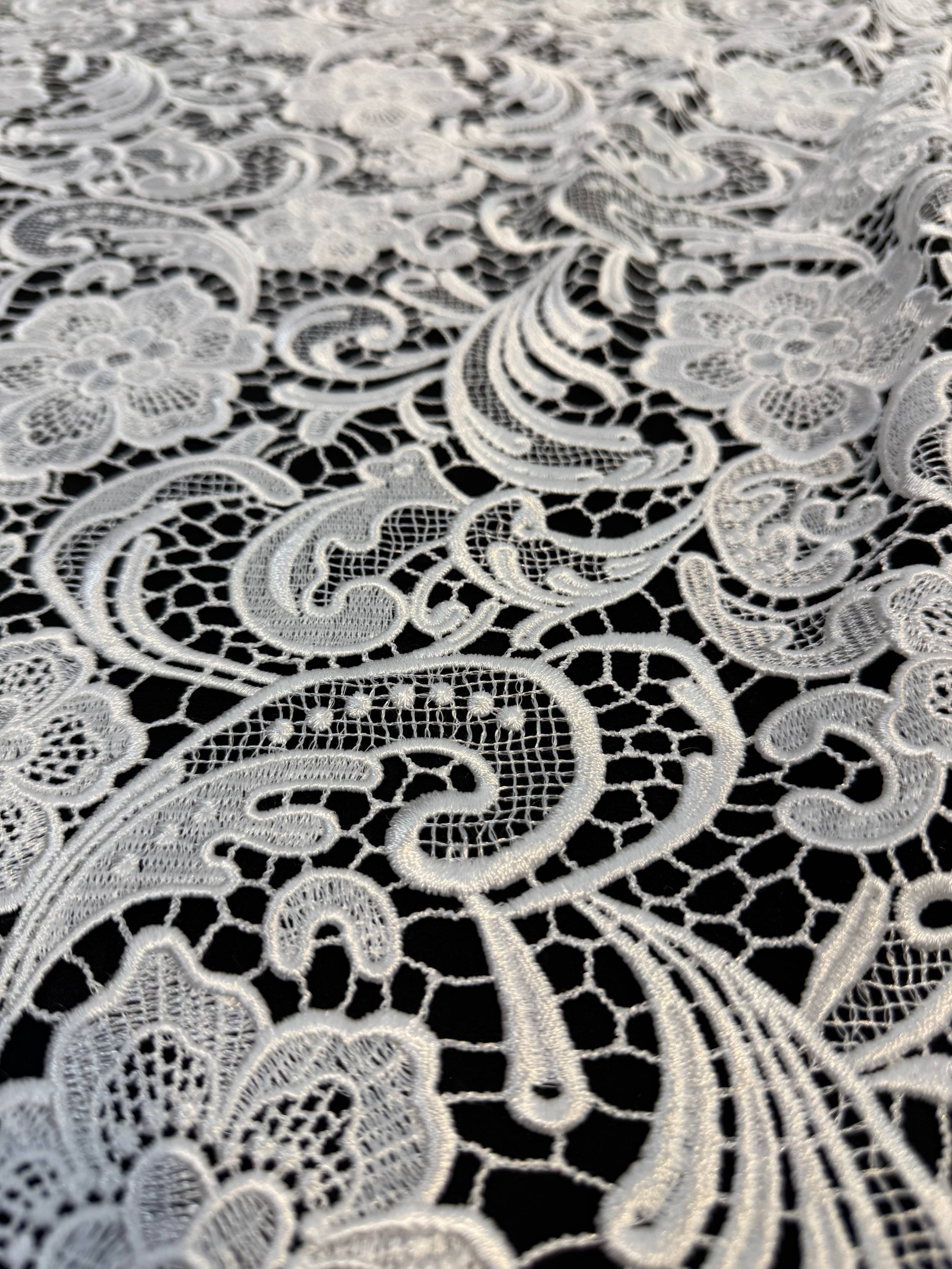 Off White Floral Couture Embroidered Scalloped Guipure, Embroidered Floral Lace, Scalloped Lace Fabric, Couture Lace Fabric, Floral Embroidered Lace, Bridal Lace Fabric