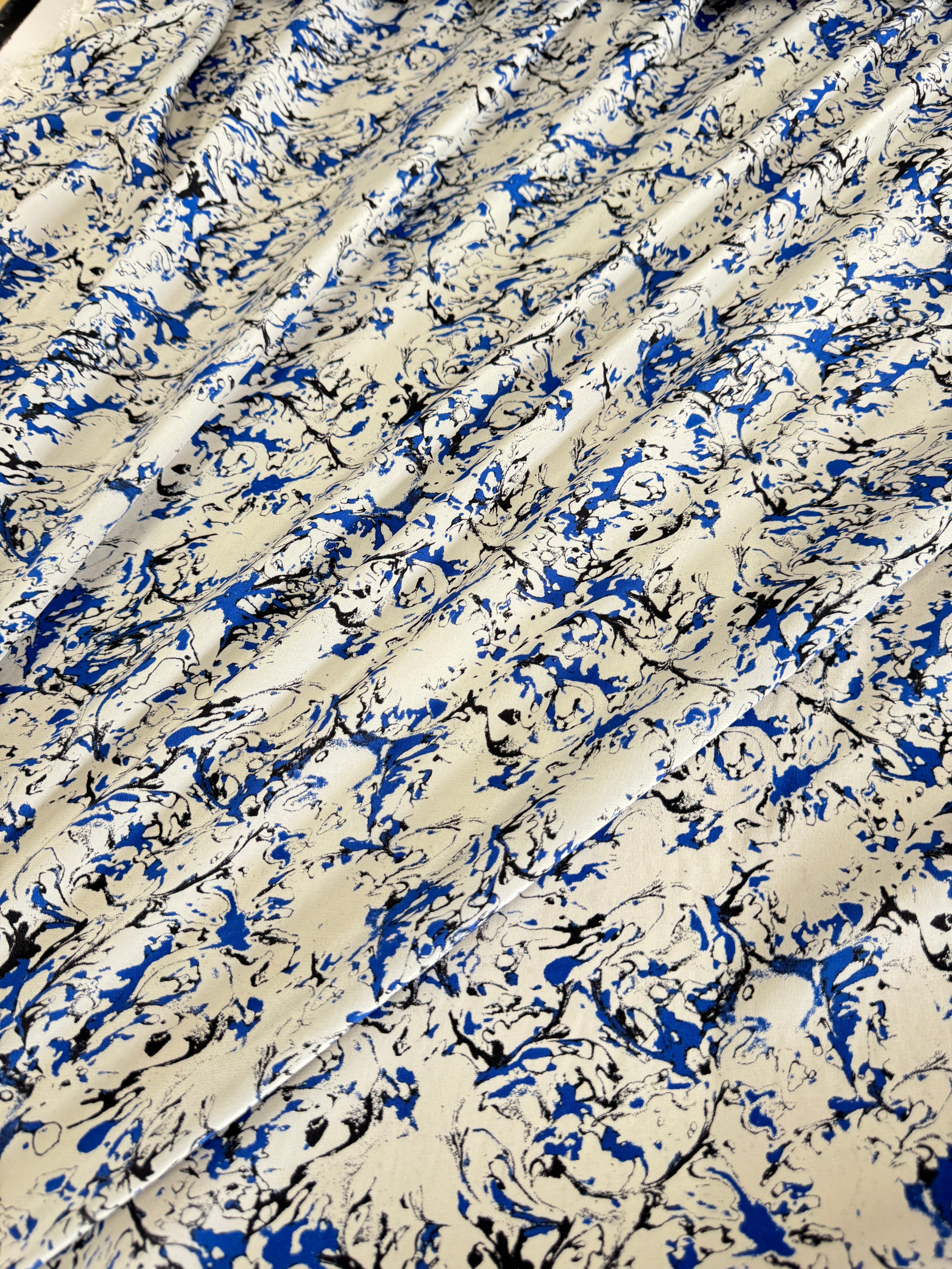 White Blue Marble Italian Silk Crepe De Chine, Kiki Sewing Store, Kiki Luxury Fabric, Cheap Fabric Store, Kiki Textiles, Kiki Textile by the Yard, Kiki Textile USA