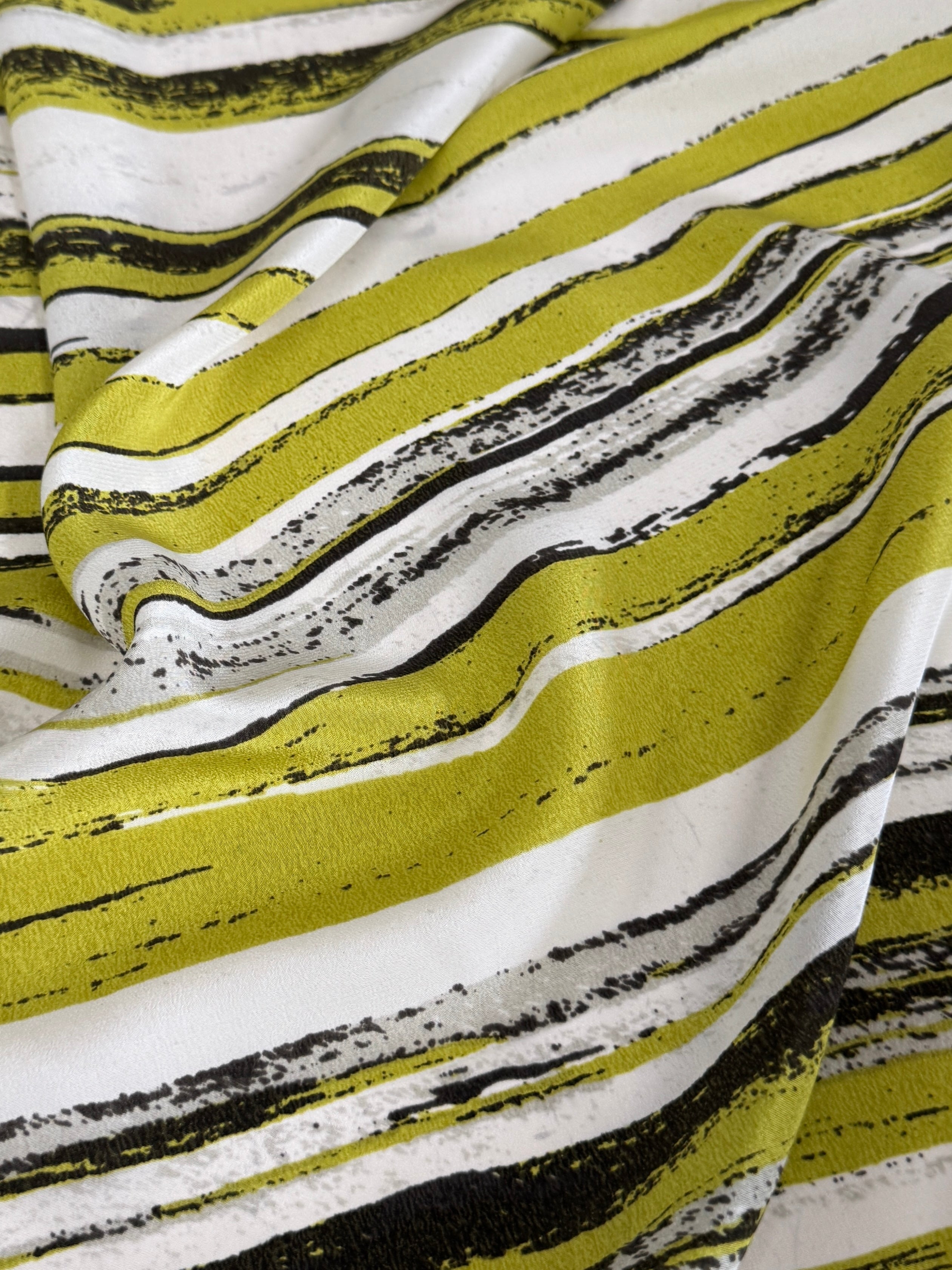 Apple Green Striped Silk Crepe De Chine, Silk Crepe De Chine, 100 Silk Fabric, Pure Silk Fabric, Luxury Silk Fabric, Matte Silk Fabric, Lightweight Silk Fabric, Crepe Silk Fabric