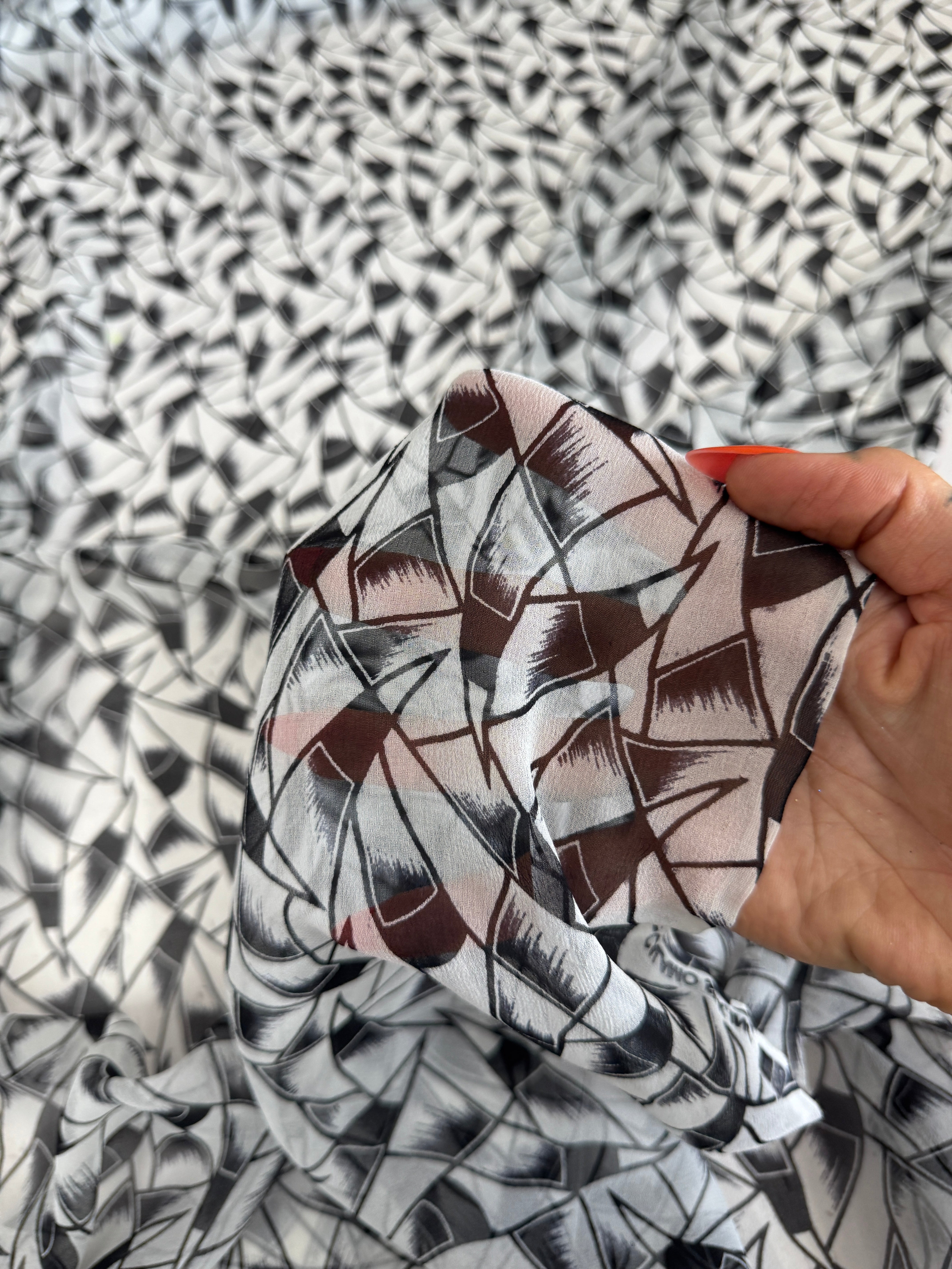 Black & White Midnight Italian Silk Chiffon, Kiki Sewing Store, Kiki Luxury Fabric, Cheap Fabric Store, Kiki Textiles, Kiki Textile by the Yard, Kiki Textile USA