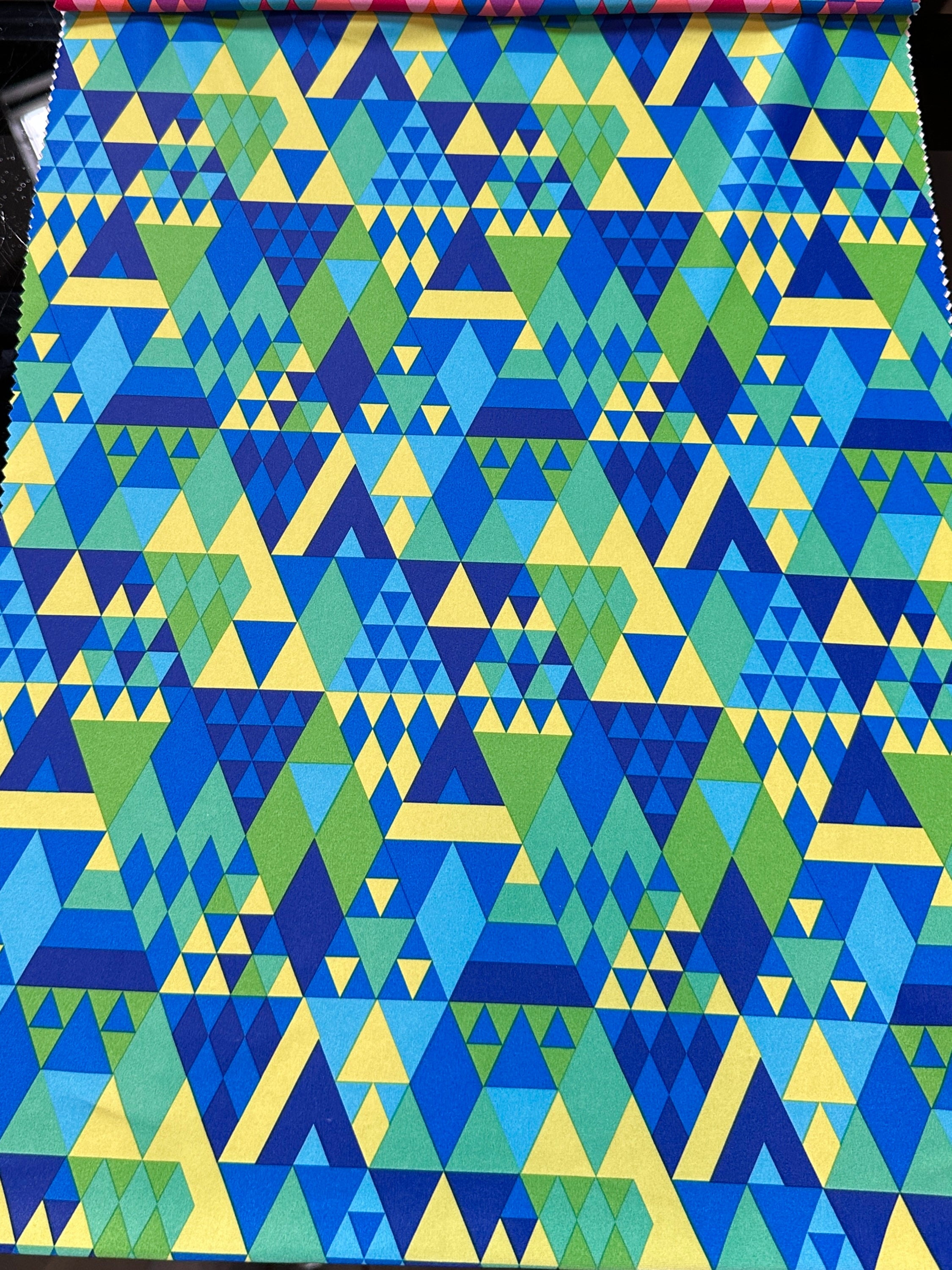 Triangle Print Nylon Spandex, colorfull spandex fabric, spandex for legging, fabric for dancewear, kikitextiles, printed Nylon Spandex, spandex store usa, spandex for woman, spandex on sale, spandex on discount, premium spandex