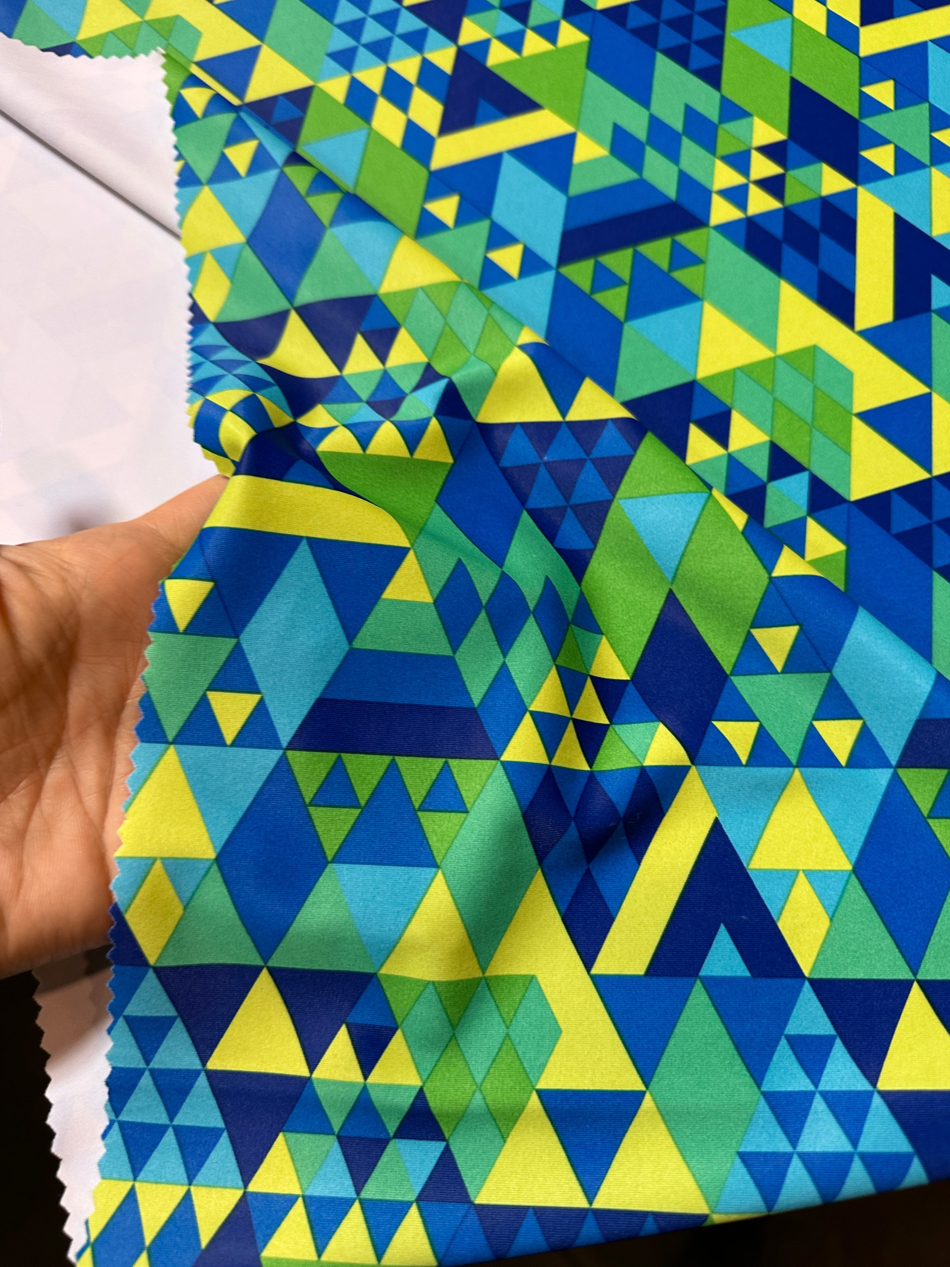 Triangle Print Nylon Spandex, colorfull spandex fabric, spandex for legging, fabric for dancewear, kikitextiles, printed Nylon Spandex, spandex store usa, spandex for woman, spandex on sale, spandex on discount, premium spandex