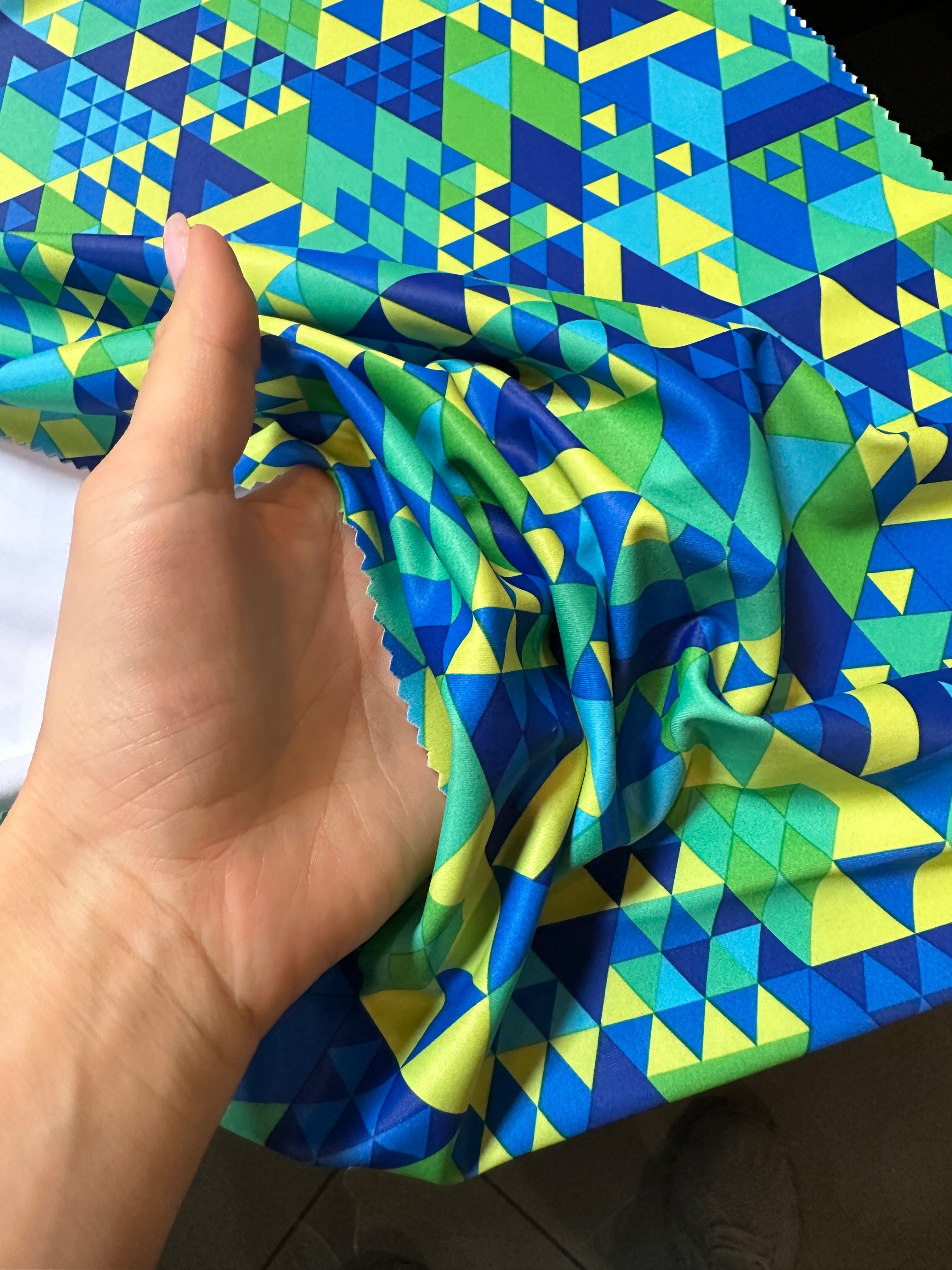 Triangle Print Nylon Spandex, colorfull spandex fabric, spandex for legging, fabric for dancewear, kikitextiles, printed Nylon Spandex, spandex store usa, spandex for woman, spandex on sale, spandex on discount, premium spandex