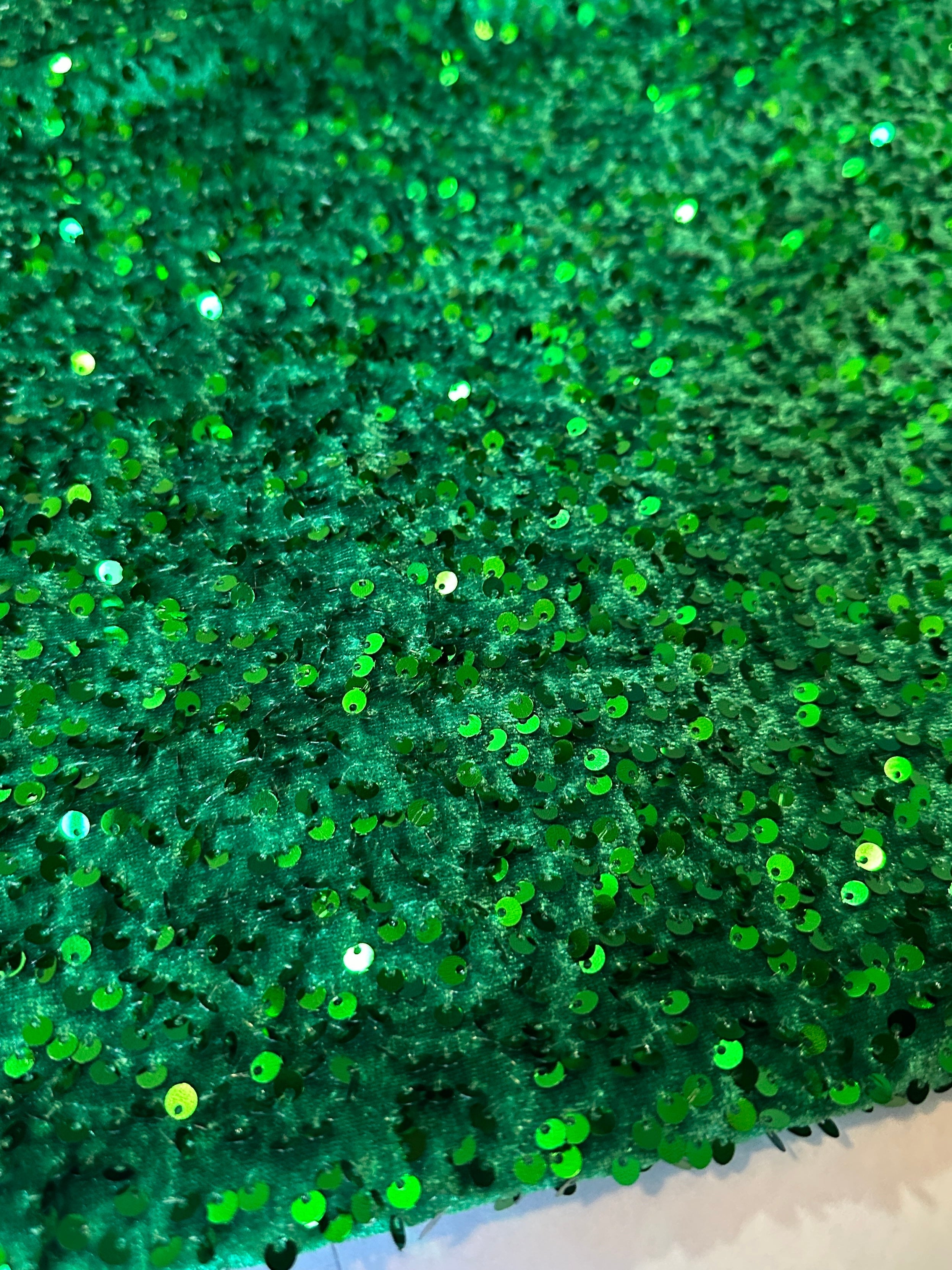 Kelly Green Sequins Velvet, Sequin on velvet, Stretch Sequin Mesh, Stretch Sequin velvet for woman, Stretch Sequin velvet for bride, Stretch Sequin velvet on discount, Stretch Sequin velvet online