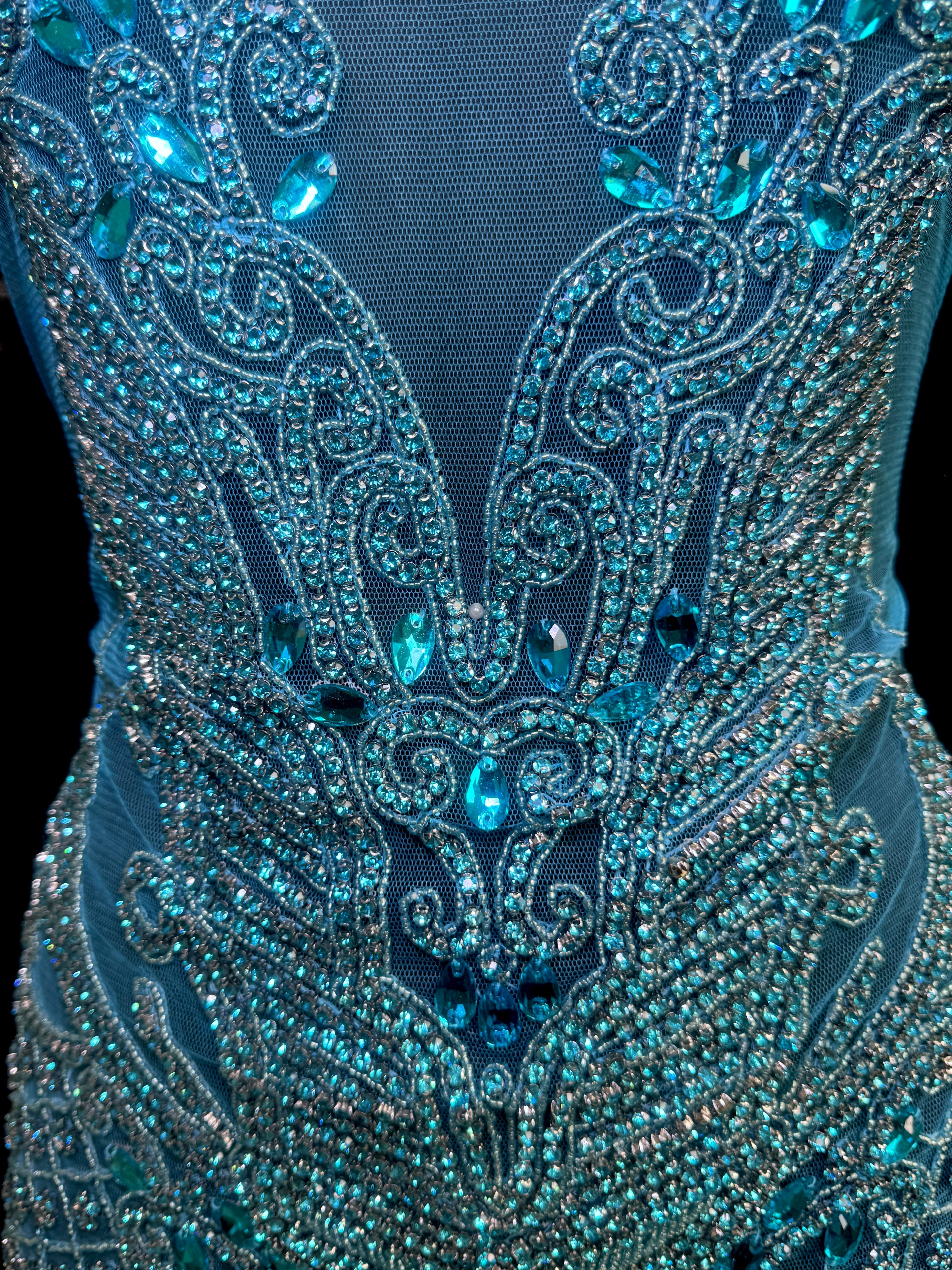 Brenda Risque Textiles Brenda Turquoise Rhinestones Bodice Applique – KikiTextiles