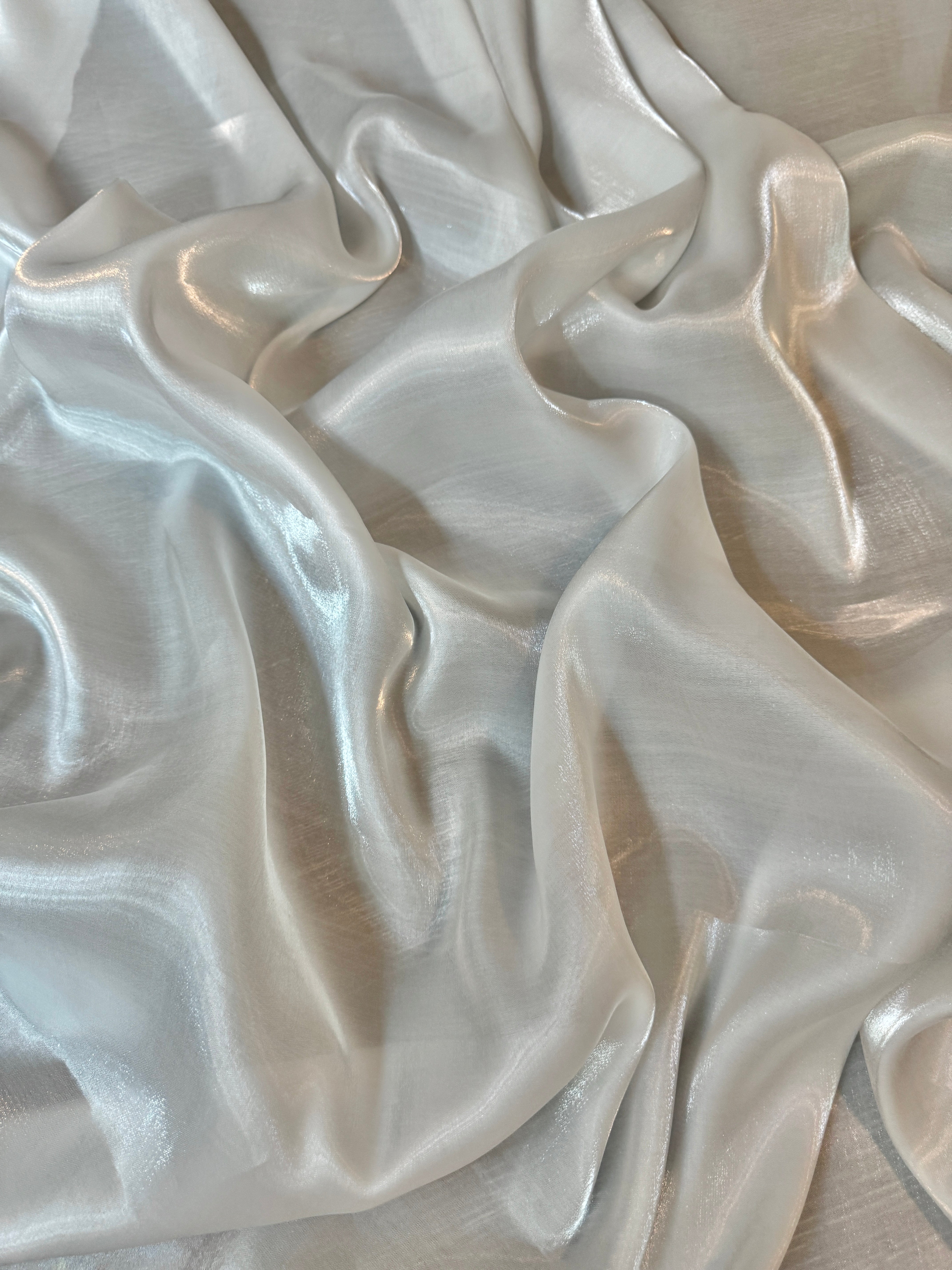 Off White Water Liquid Shimmery Chiffon, Premium Glittery Chiffon, Wet Chiffon, Shimmery Chiffon, Fancy fabric, Luxurious liquid fabric, Chiffon for women