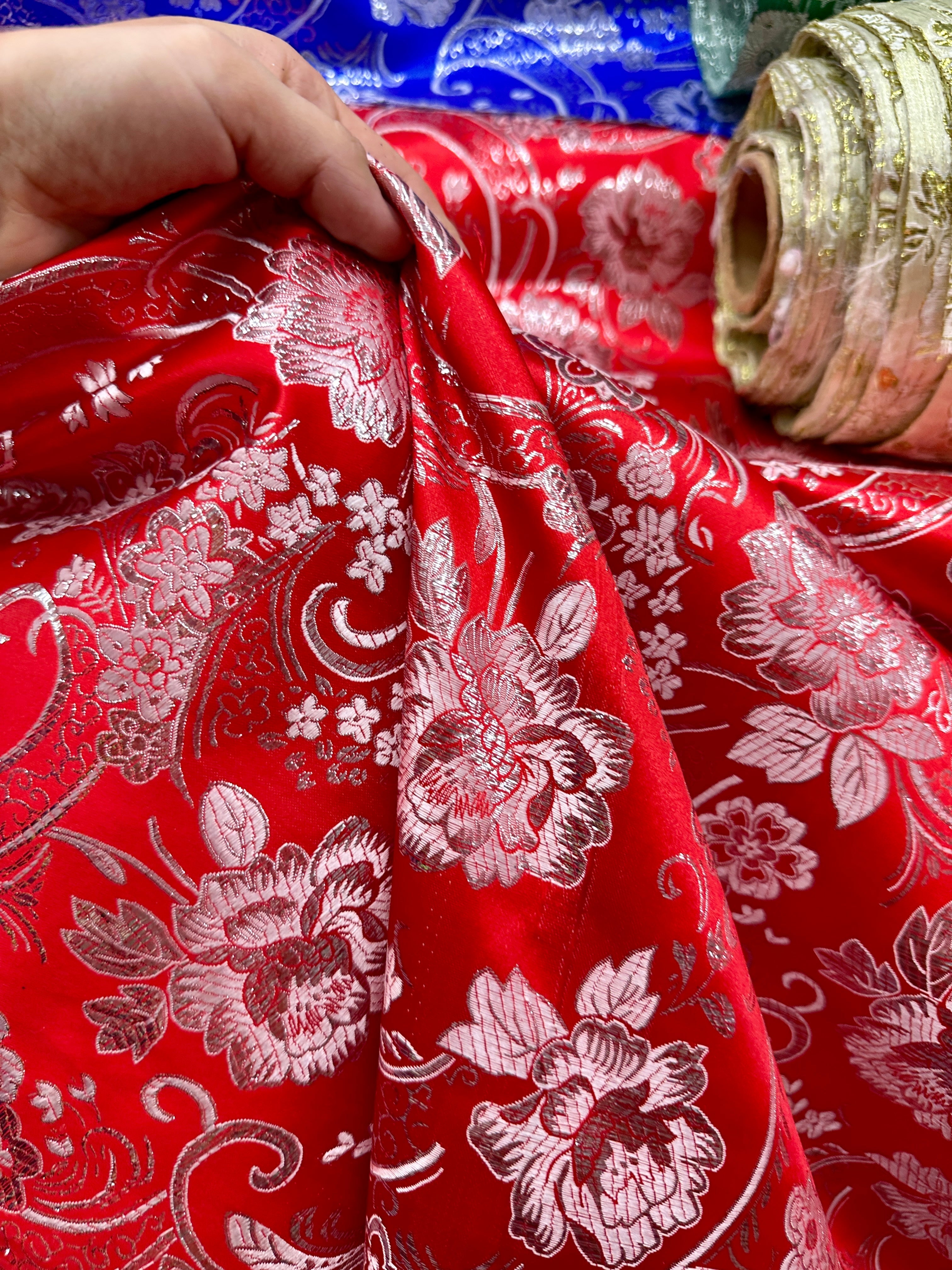 red chinese Brocade, dark red brocade, blood red brocade, light red brocade, chinese brocade for brazers, brocade for woman, brocade for bride, premium brocade, brocade in low price, best quality brocade