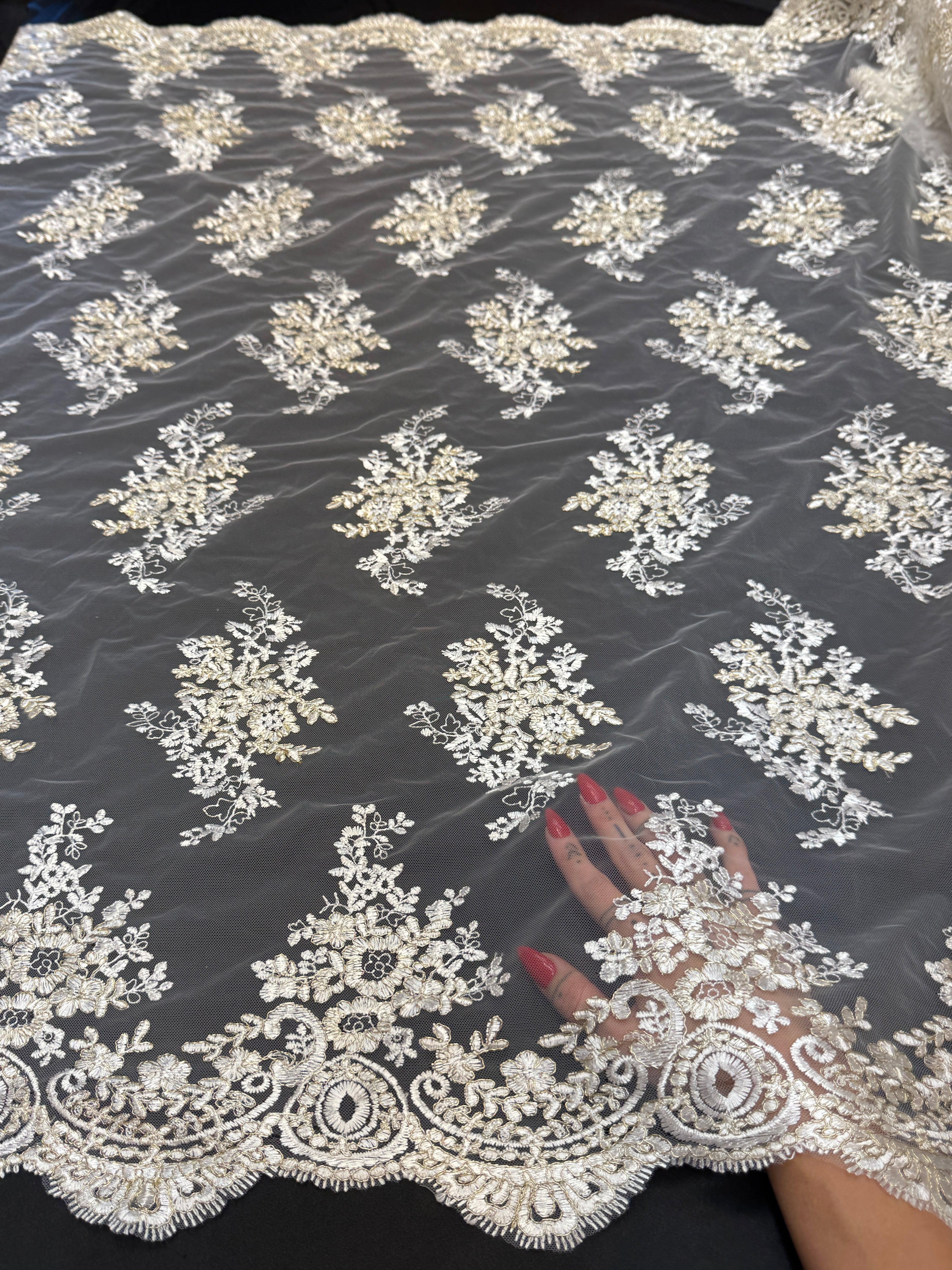 Fleur Scalloped Lace Mesh